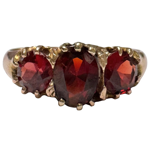 V I N T A G E // three stone boat / 9k and garnet glass five stone victorian style ring / size 7