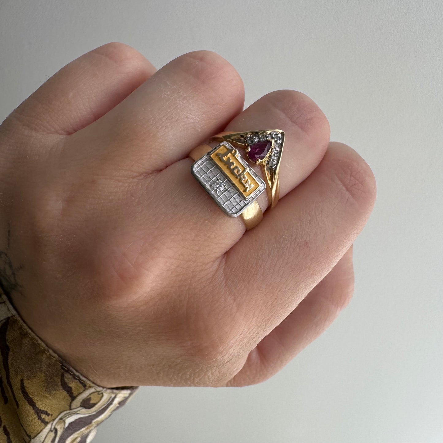 V I N T A G E // this way / 14k diamond and tear drop ruby chevron stacking ring / size 5.75