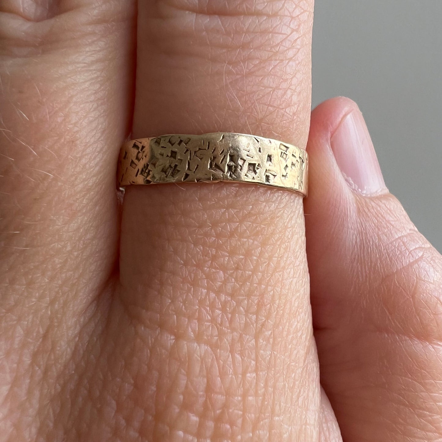 V I N T A G E // grit and gold/ solid 14k yellow gold organic hammered band / size 8.75-9