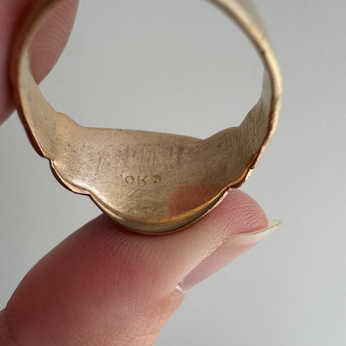 reimagined V I N T A G E // subtle slither / 10k turn of the century blank signet ring with reworked snake shoulders / size 8ish