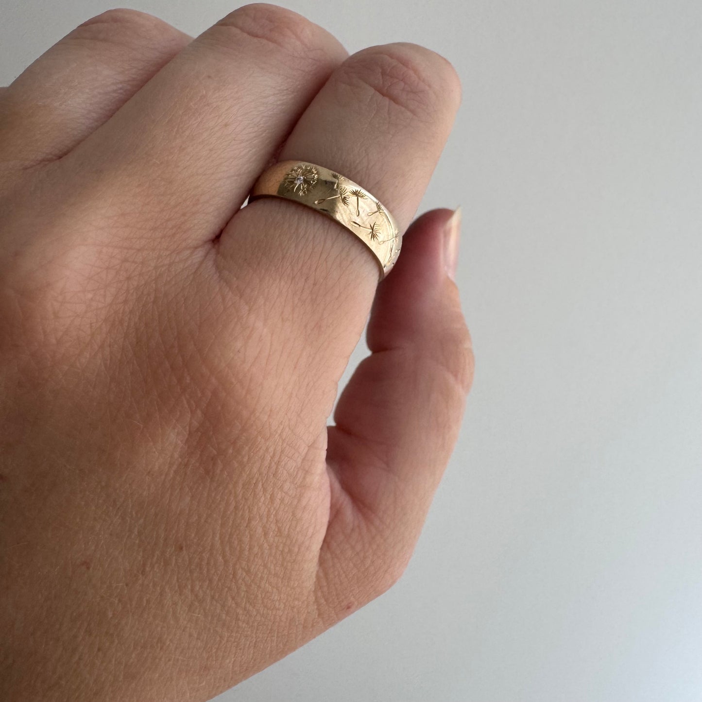 reimagined V I N T A G E // wind blown / 10k yellow gold 5mm band with diamond and wind-blown dandelion seeds / size 6.25 to 6.75