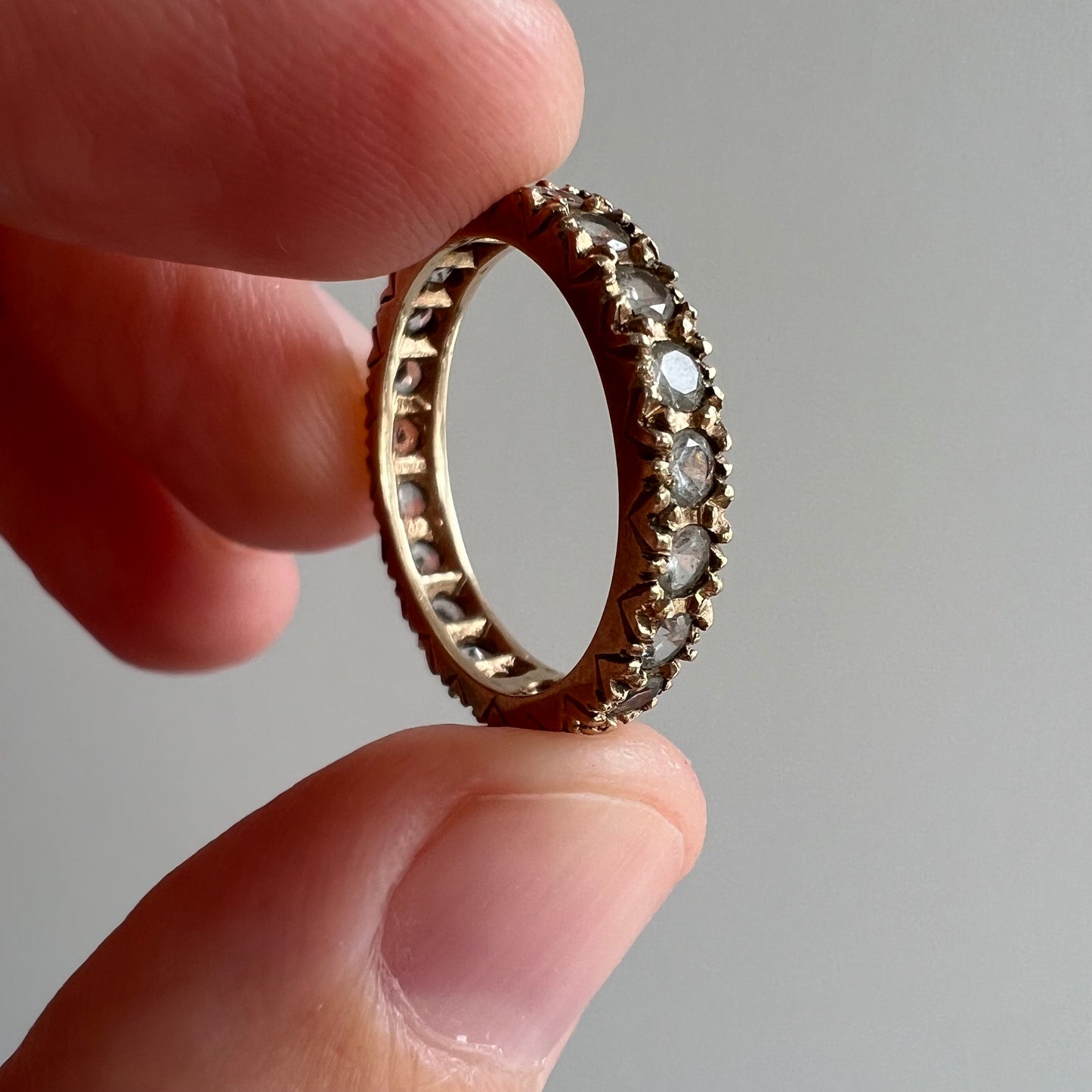 V I N T A G E // eternal clarity / rustic white quartz full eternity band / solid 9k 9ct yellow gold / size 5.75