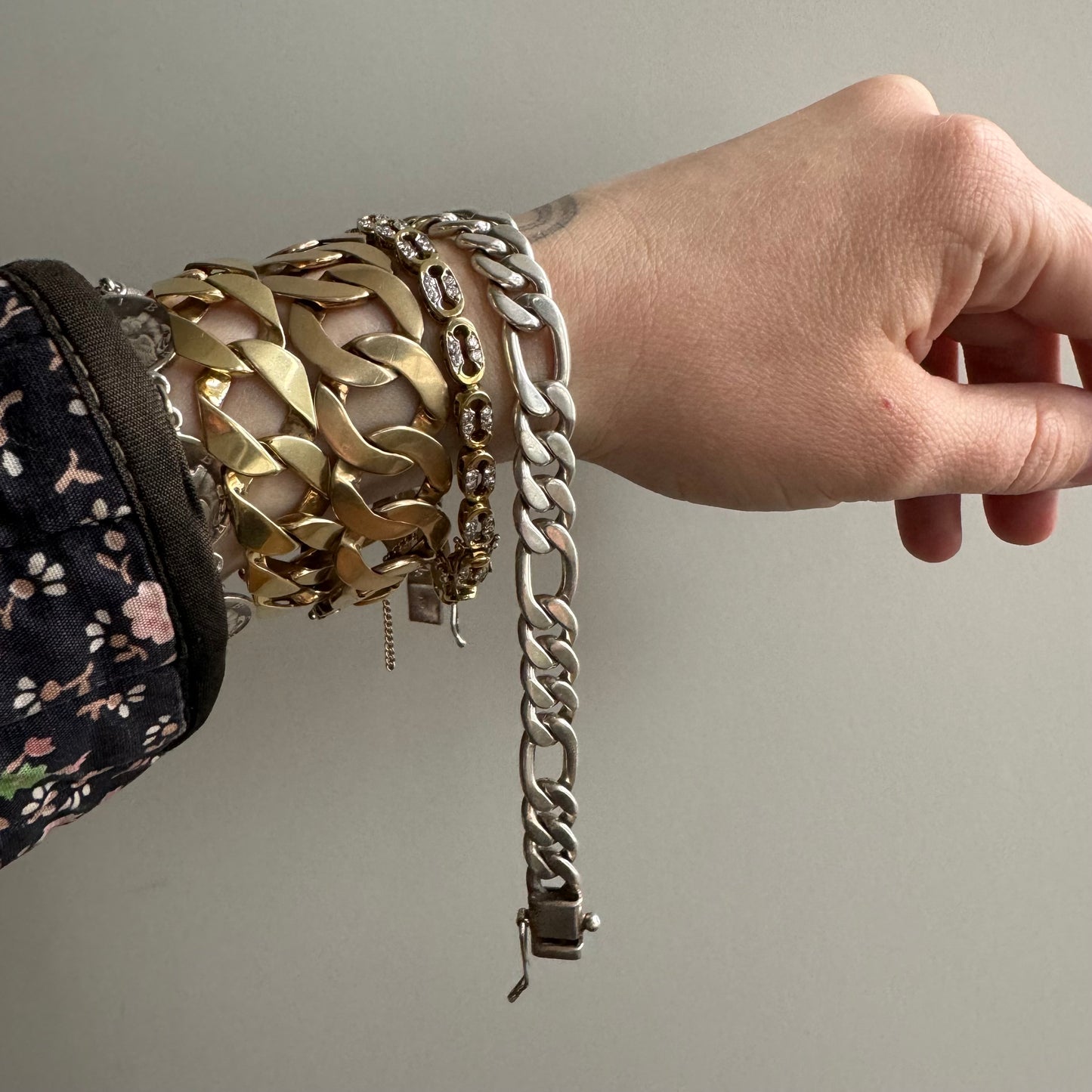 V I N T A G E // the slinkiest 950 silver figaro bracelet chain