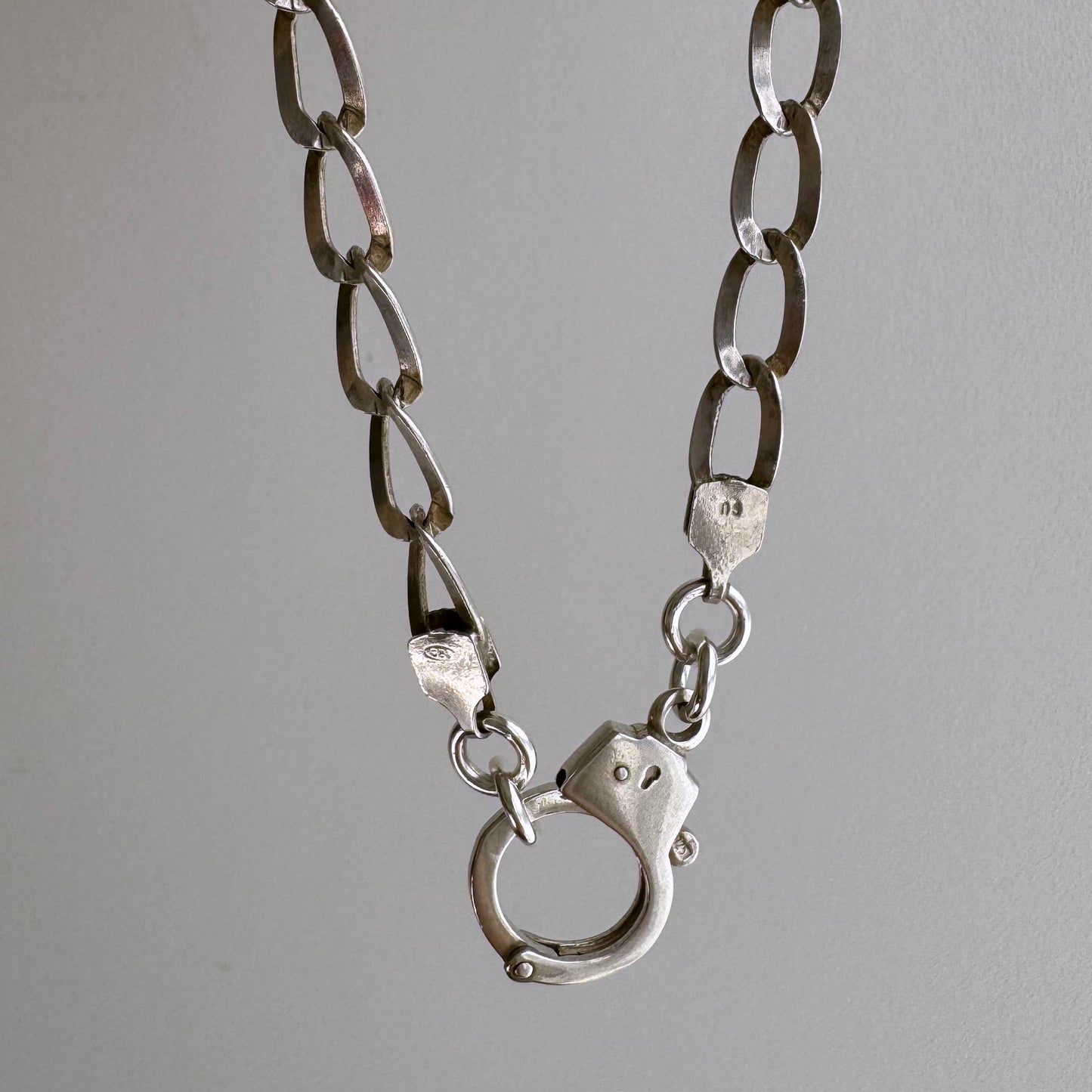 reimagined V I N T A G E // handcuff clasp / sterling silver oval curb paperclip chain / 25", 17.9g