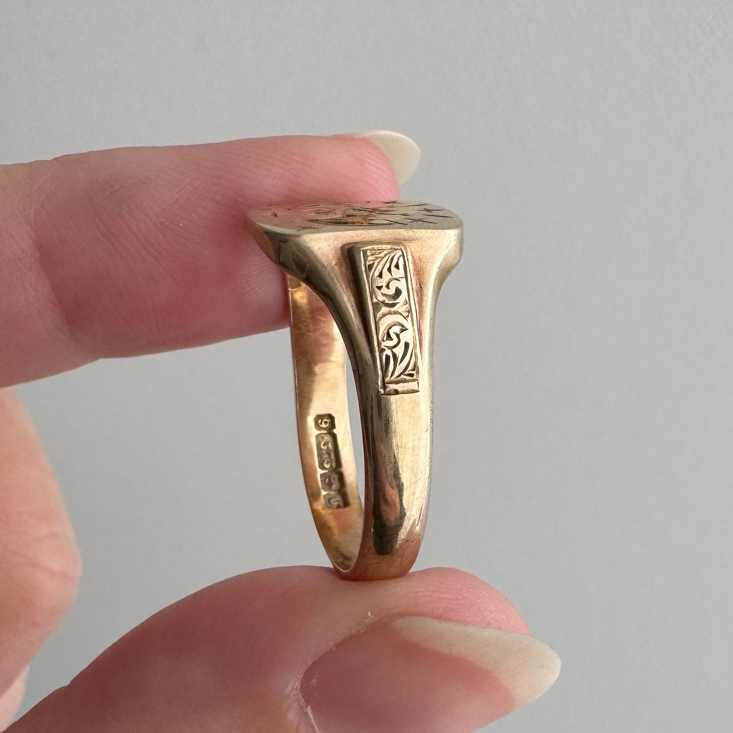 reimagined V I N T A G E // intuitive guide / 9k rosy yellow signet with a newly engraved bat / size 9.5