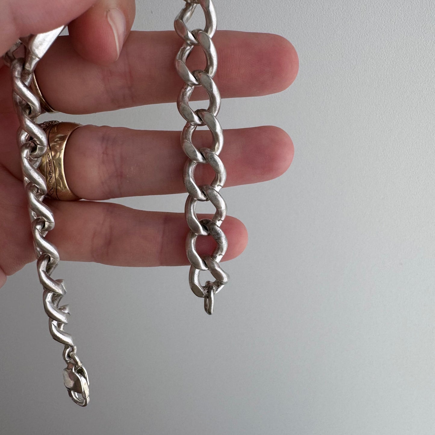 V I N T A G E // timeless ID / sterling silver curb chain ID bracelet / 8.5", 42.8g