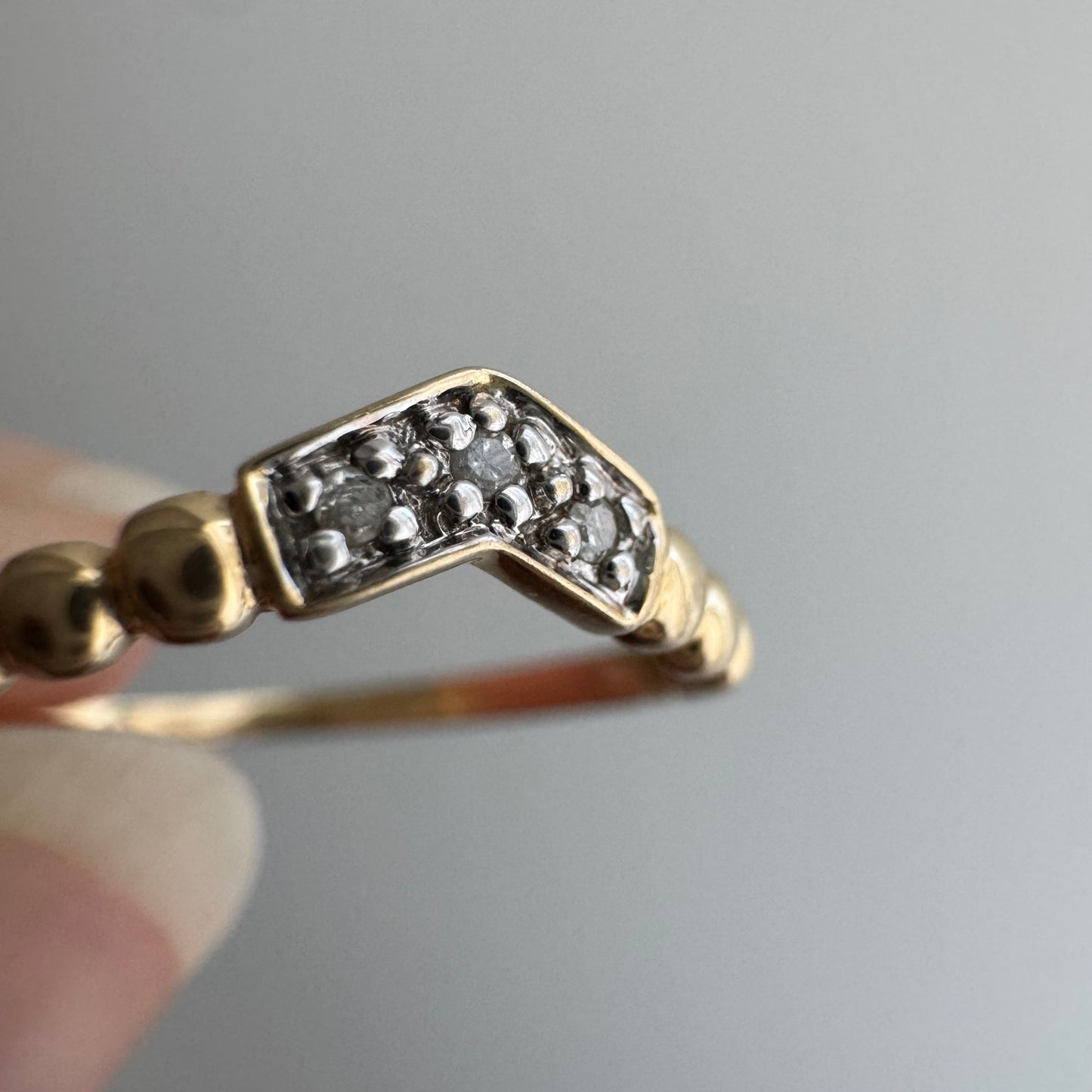 E S T A T E // helpful stacker / 14k ball ribbed chevron curved diamond trilogy stacking band / size 6.5