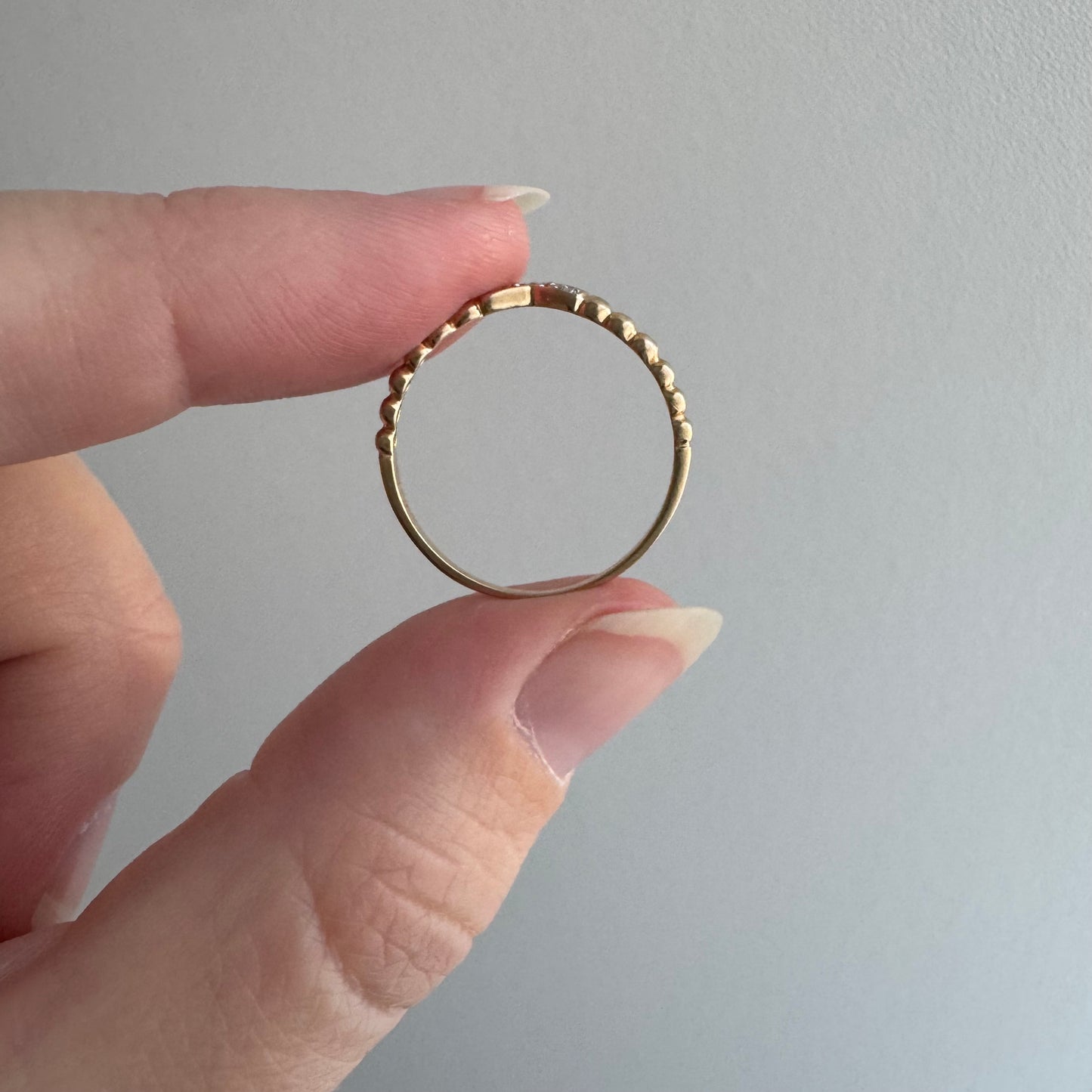 E S T A T E // helpful stacker / 14k ball ribbed chevron curved diamond trilogy stacking band / size 6.5