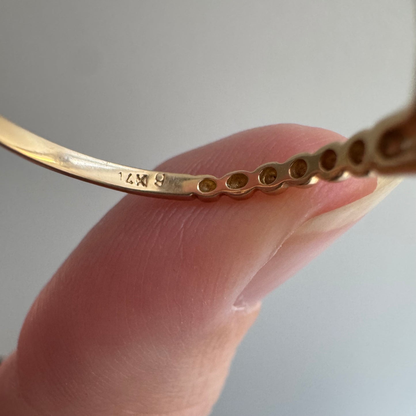 E S T A T E // helpful stacker / 14k ball ribbed chevron curved diamond trilogy stacking band / size 6.5