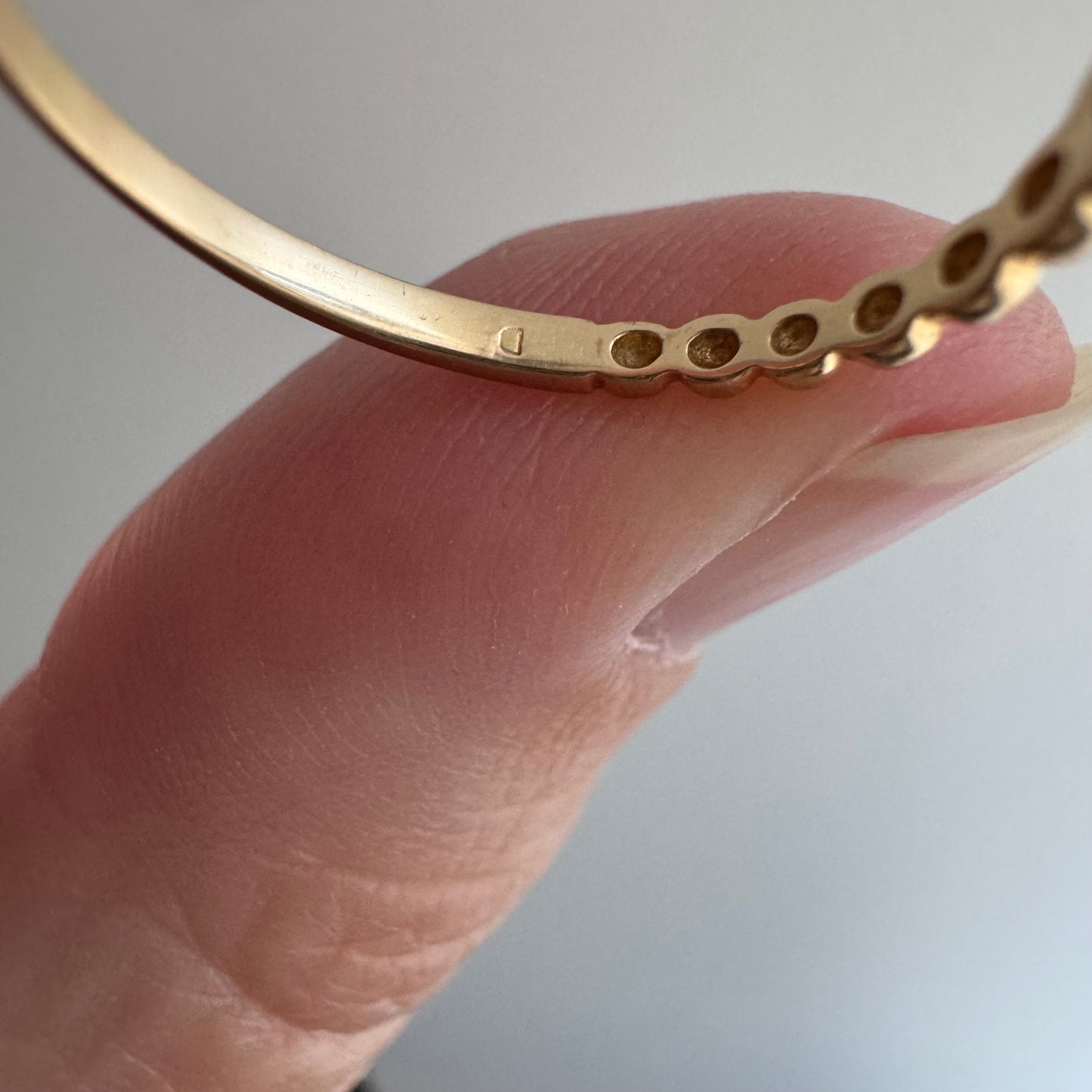 E S T A T E // helpful stacker / 14k ball ribbed chevron curved diamond trilogy stacking band / size 6.5