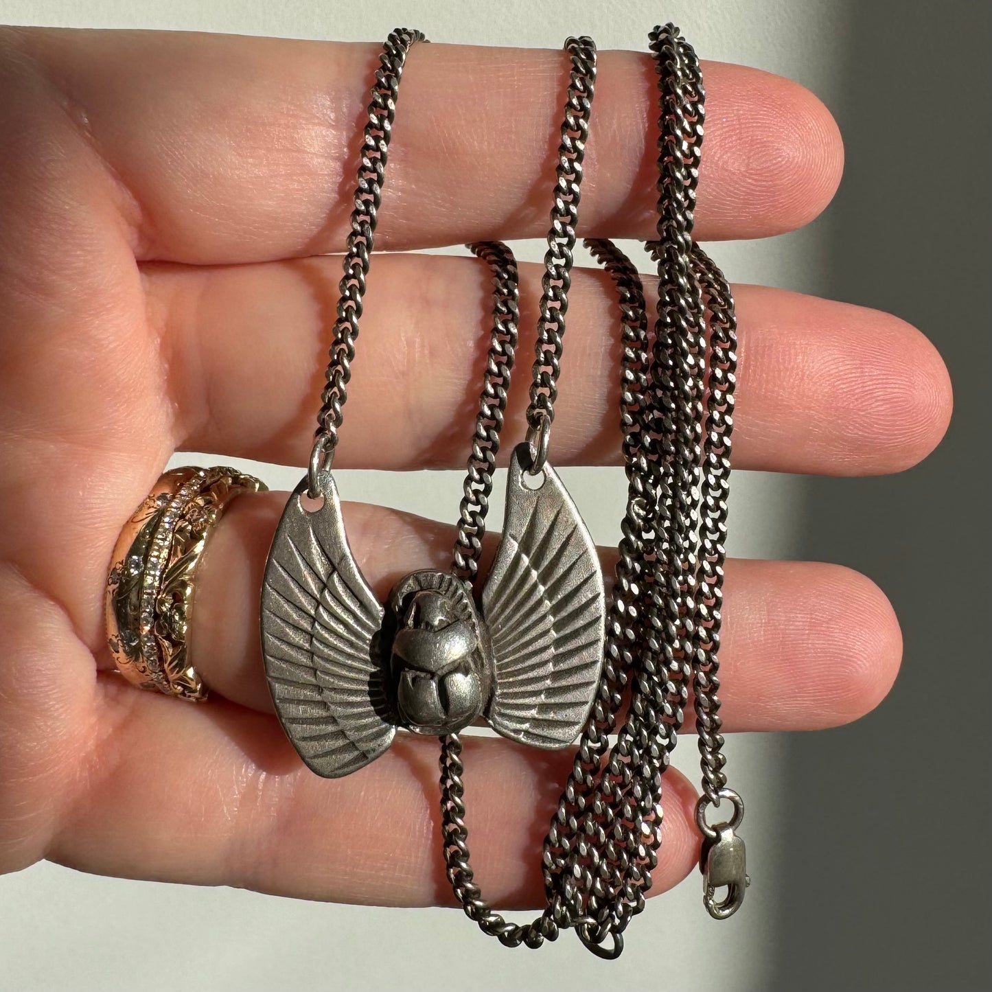 V I N T A G E // sacred beetle / sterling silver scarab in flight necklace / 22.5"