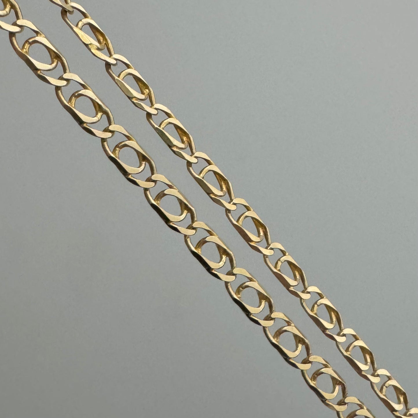 V I N T A G E // string of eyes / 14k yellow gold / just over 20.25", 13.1g