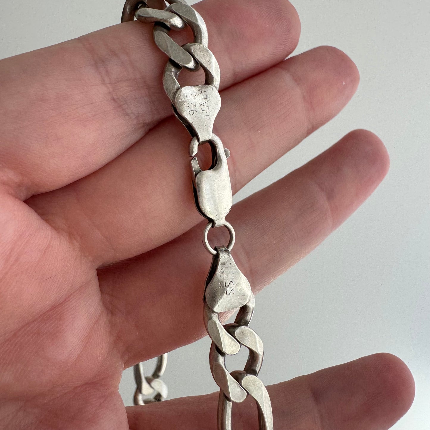 V I N T A G E // three to one  / wide chunky sterling silver figaro chain / 18.5", 42.1g