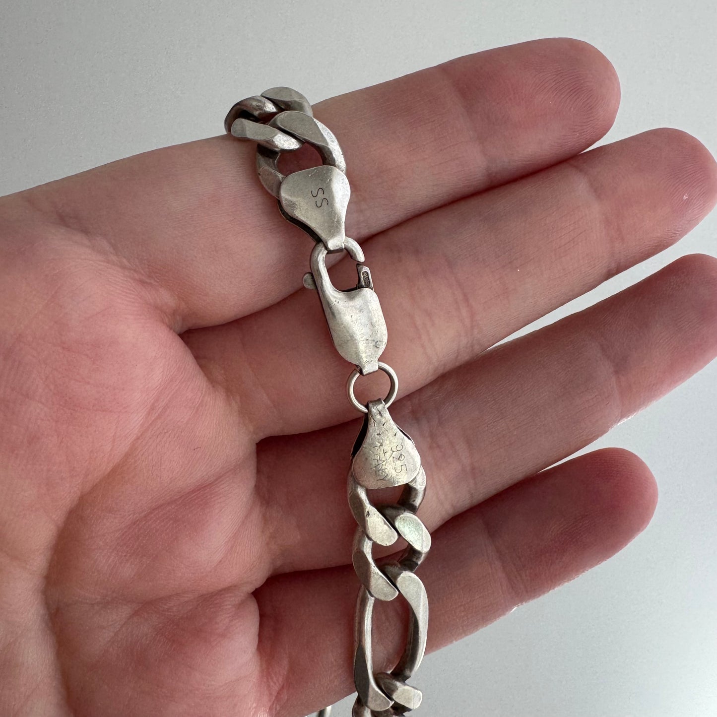 V I N T A G E // three to one  / wide chunky sterling silver figaro chain / 18.5", 42.1g