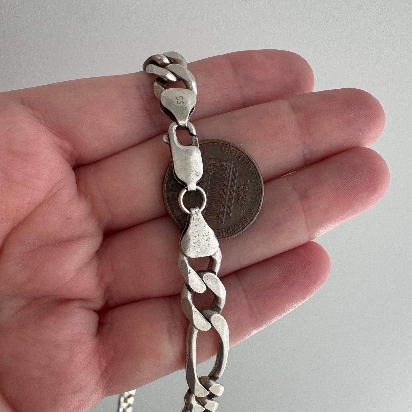V I N T A G E // three to one  / wide chunky sterling silver figaro chain / 18.5", 42.1g