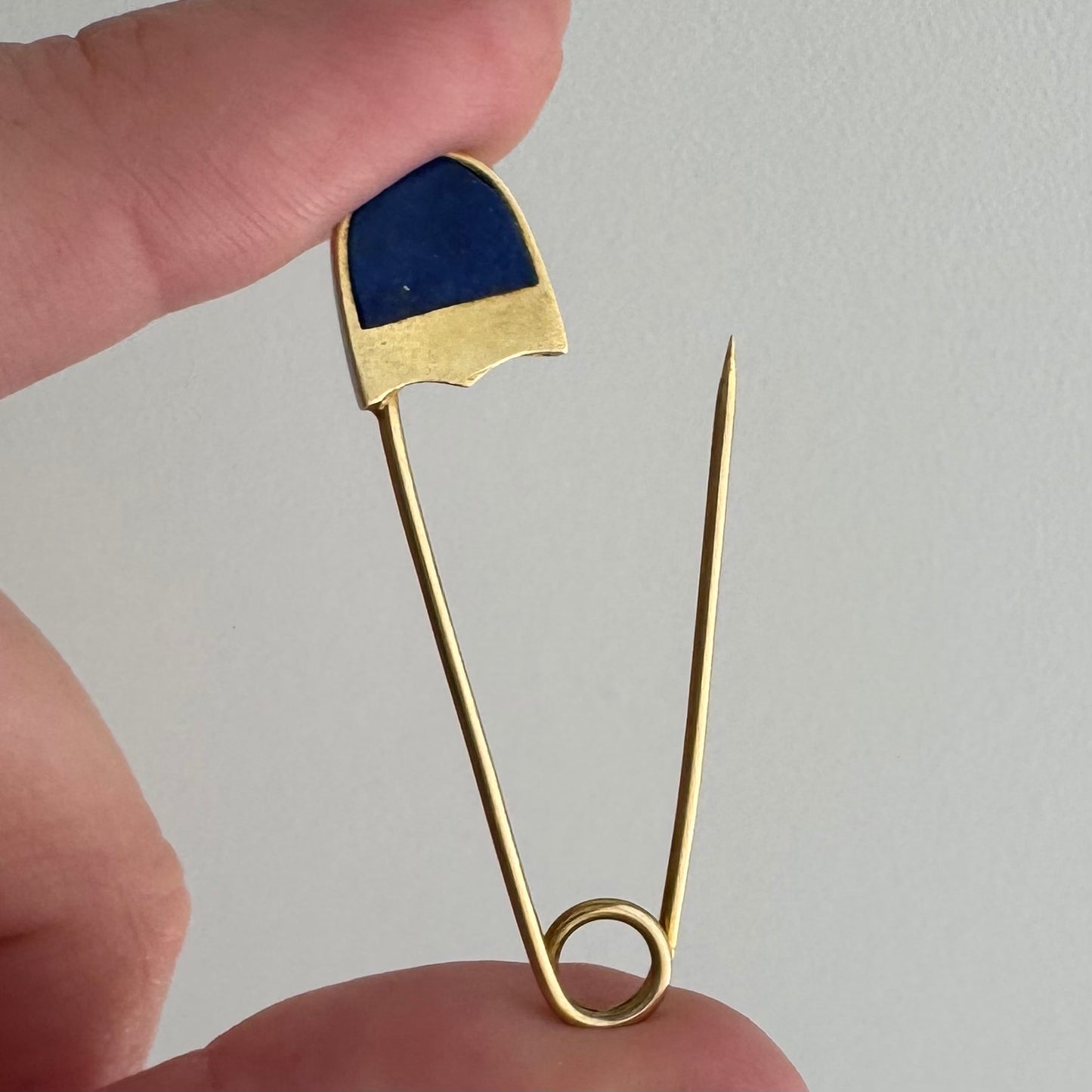 V I N T A G E // holding it together / 14k yellow gold and lapis safety pin / pendant, connector, earring