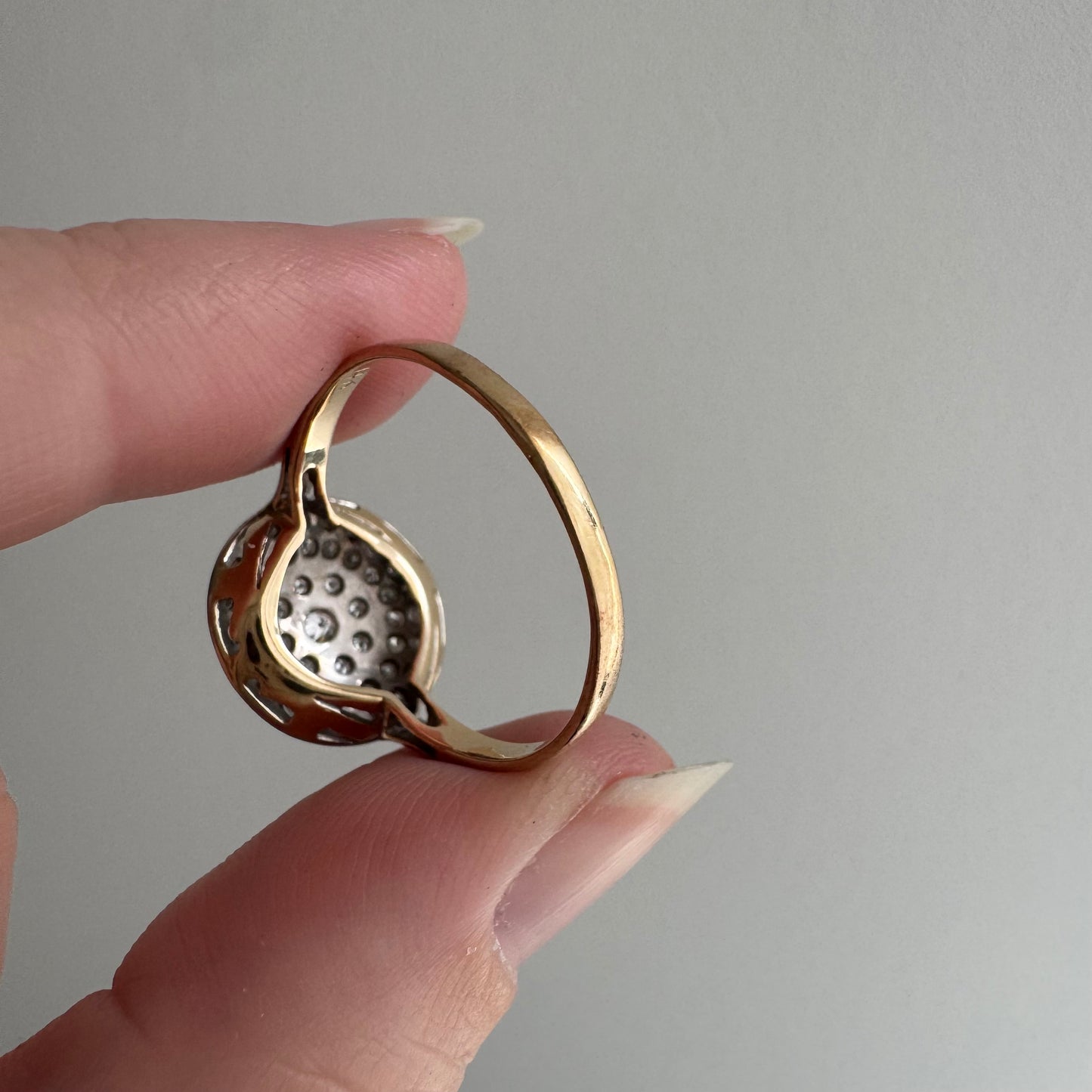 V I N T A G E // moon daisy / 14k yellow and white gold late art deco round concentric circle cluster ring / size 9.25+