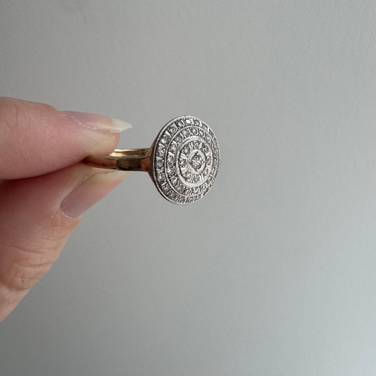 V I N T A G E // moon daisy / 14k yellow and white gold late art deco round concentric circle cluster ring / size 9.25+