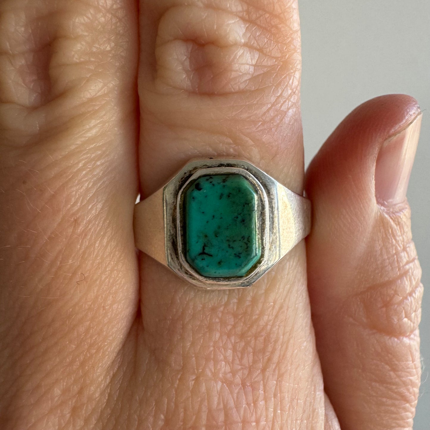 RESERVED V I N T A G E // turquoise geometry / sterling silver signet with turquoise stone / size 9.75