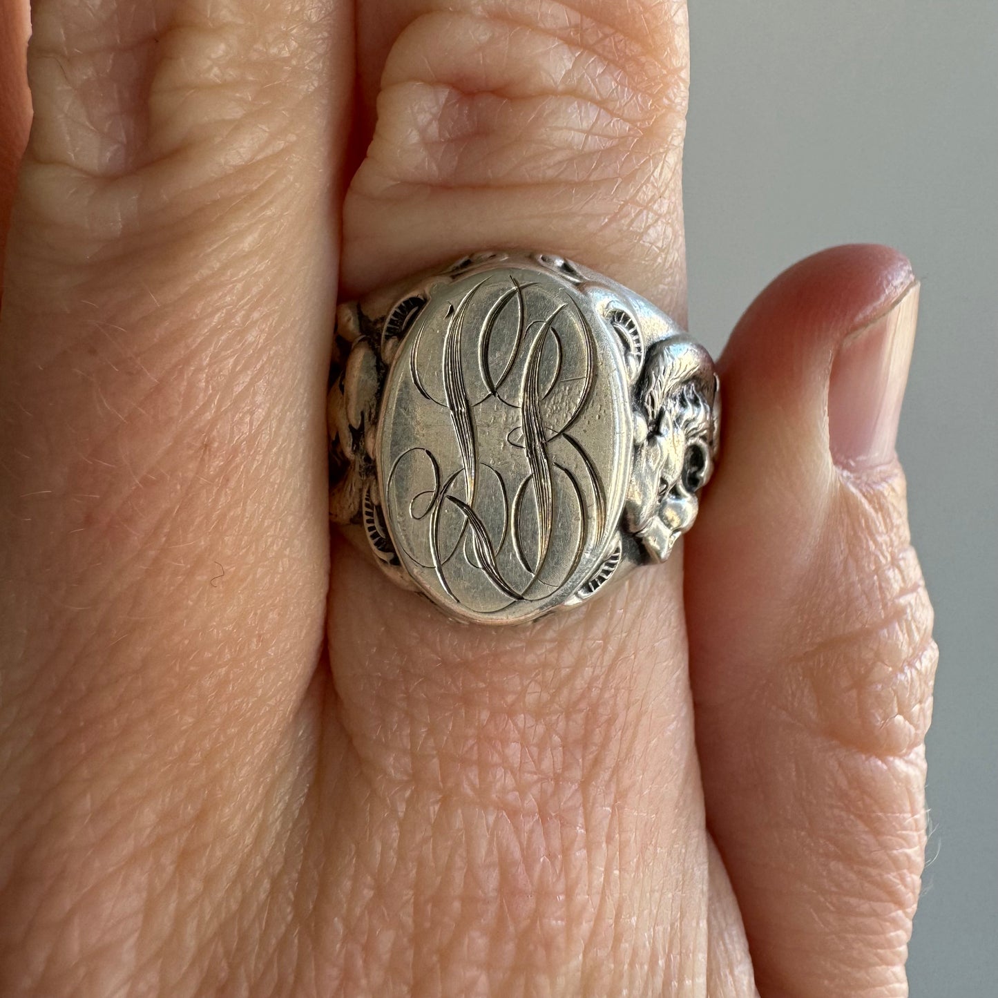 RESERVED V I N T A G E // Lindsey & Bug / art nouveau sterling silver LB signet with dragon shoulders / size 10