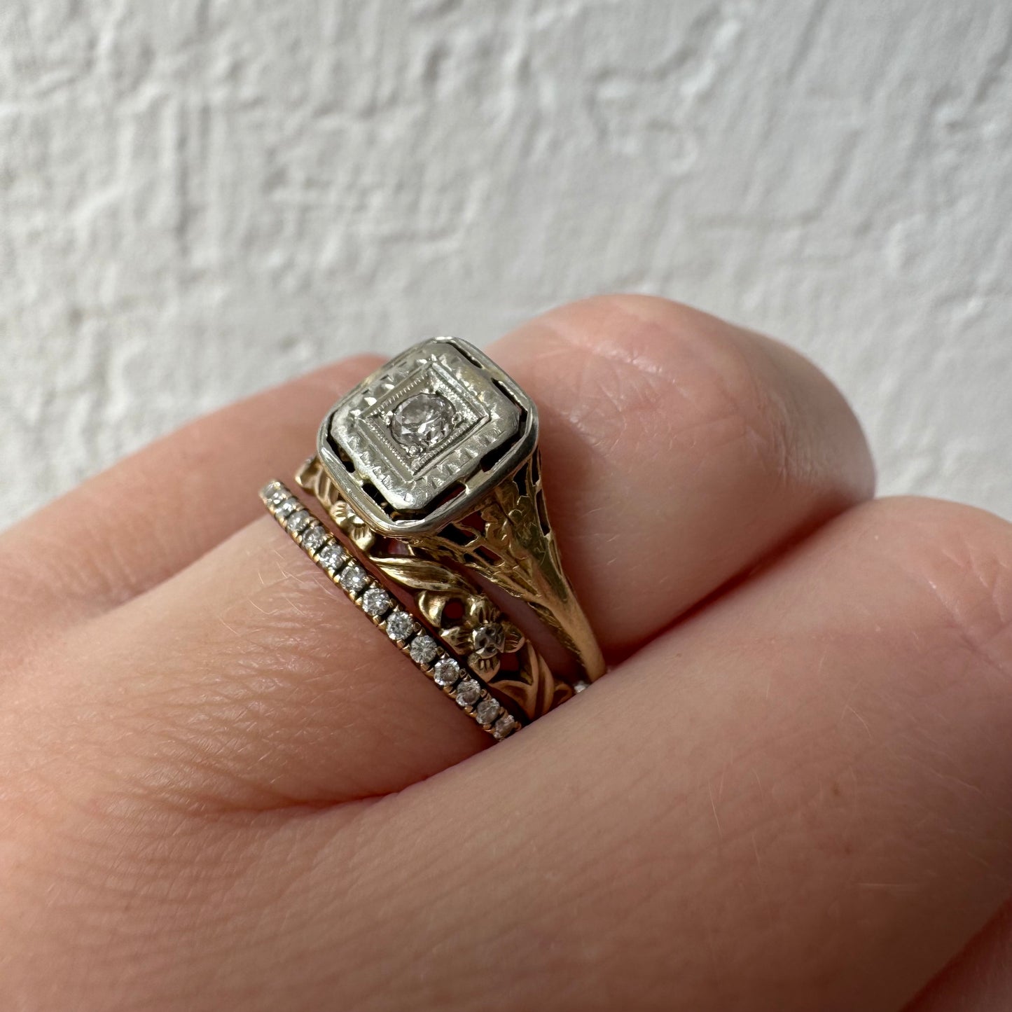 A N T I Q U E // floral geometry / 14k yellow and white gold late art deco diamond solitaire / size 4.5