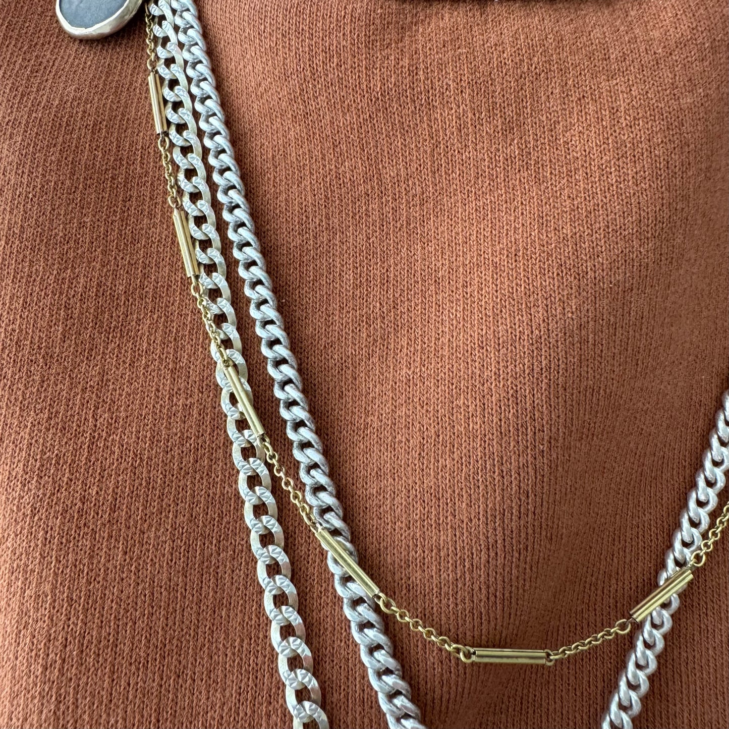 A N T I Q U E // time keeper / 10k yellow gold bar and cable watch chain / 12.25", 3g