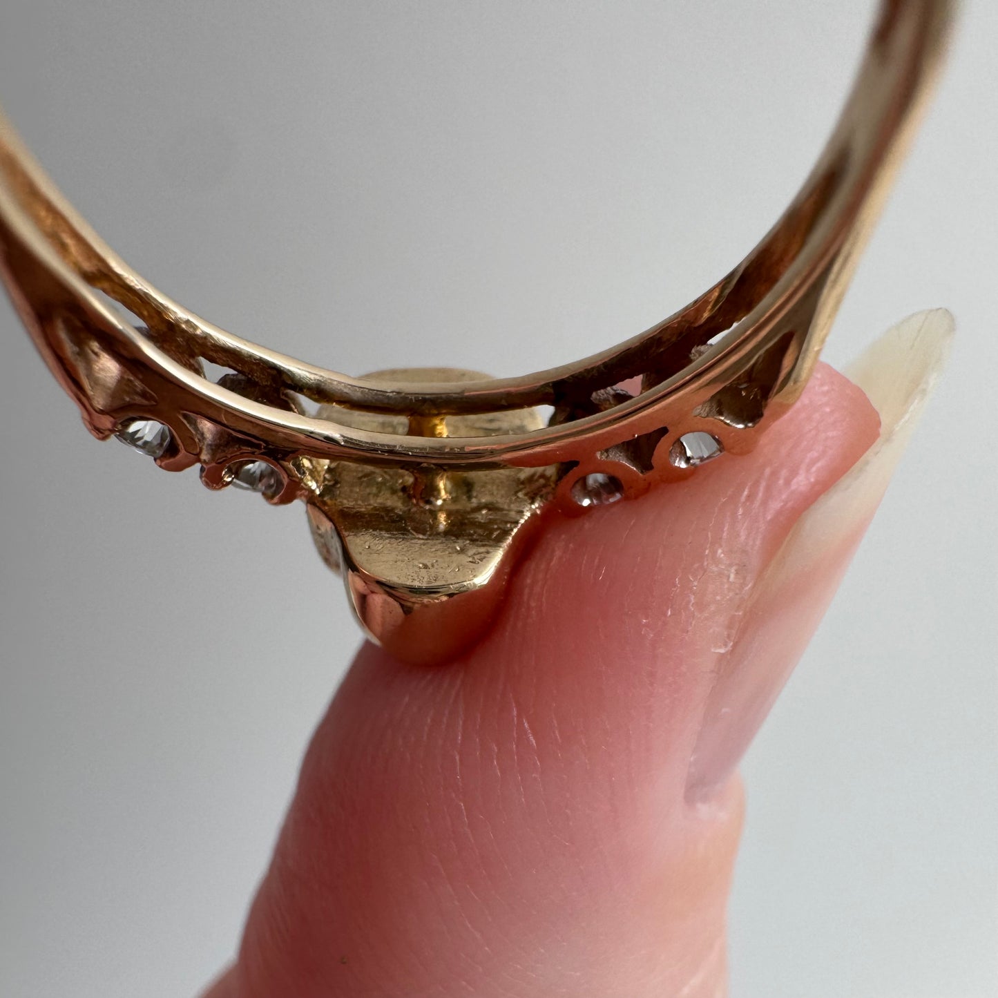 reimagined V I N T A G E // memento mori / 14k and diamond skull stacking ring / size 6.75