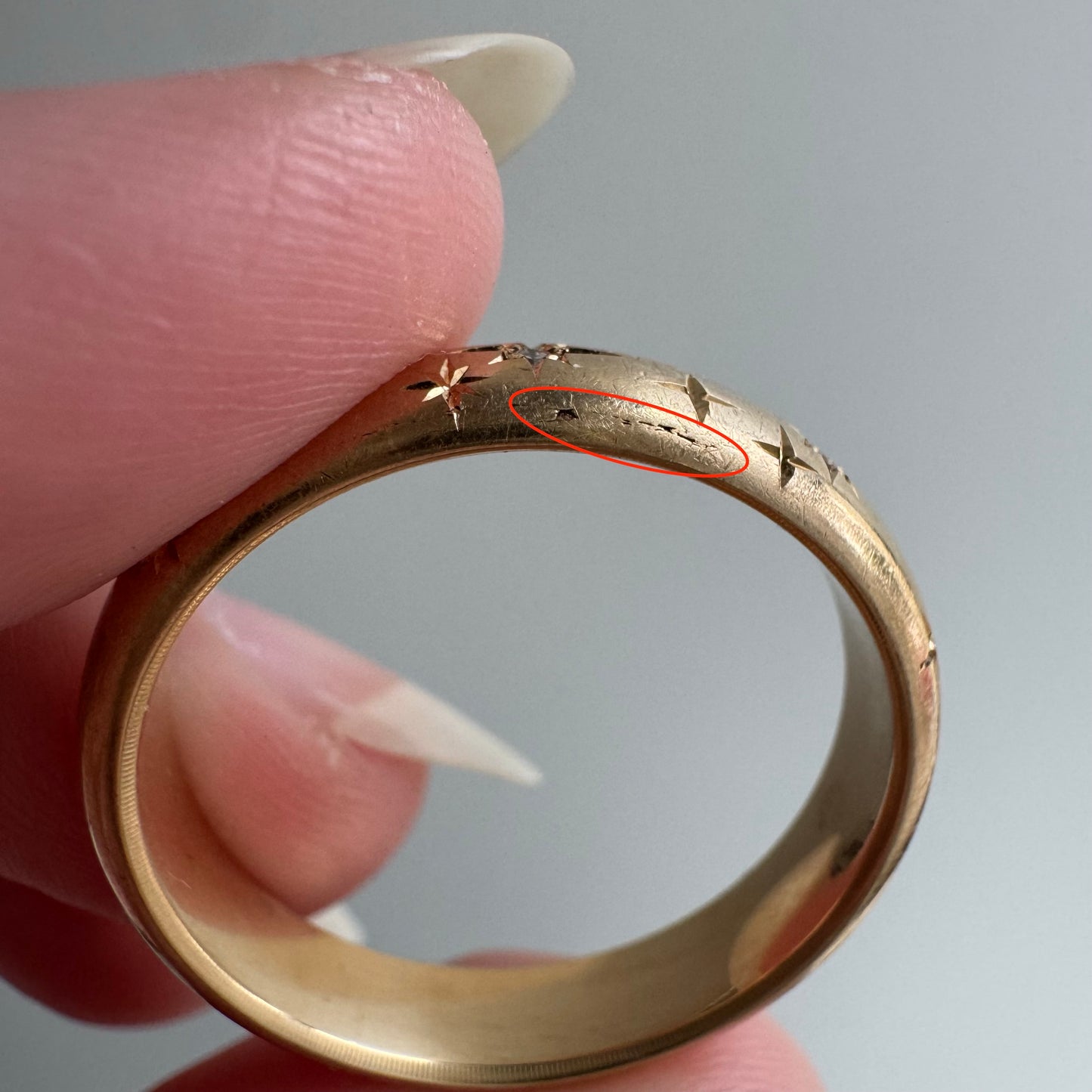 reimagined V I N T A G E // star story / 14k donut band with three new star-set diamonds and engraved starbursts / size 11 to 11.5