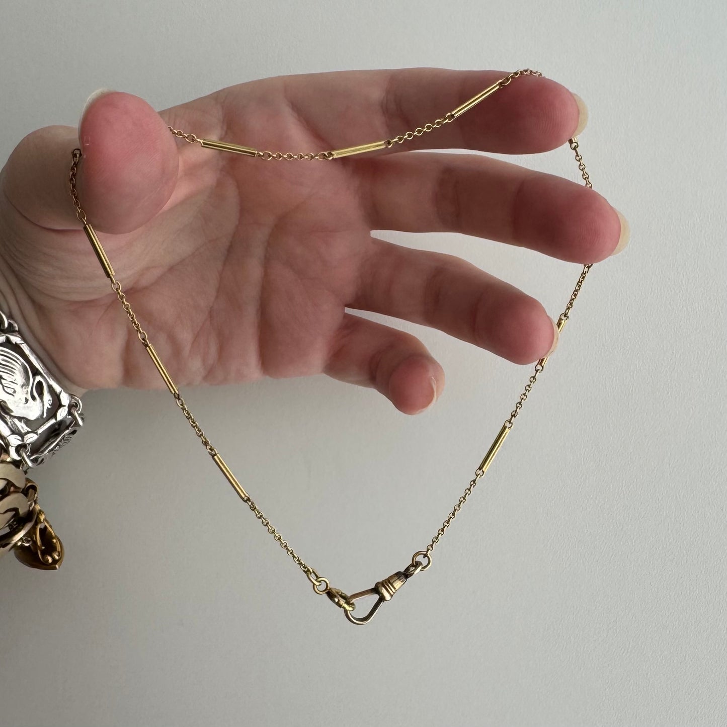A N T I Q U E // time keeper / 10k yellow gold bar and cable watch chain / 12.25", 3g