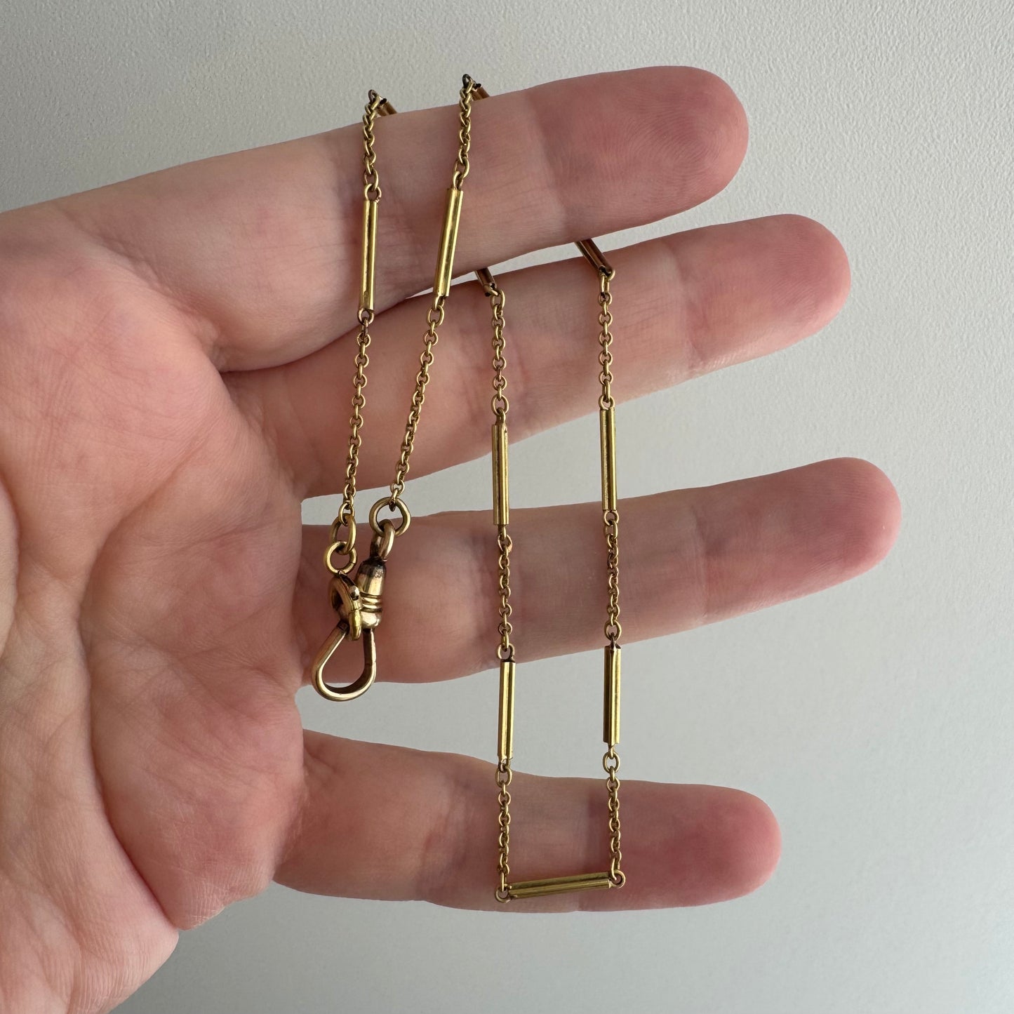 A N T I Q U E // time keeper / 10k yellow gold bar and cable watch chain / 12.25", 3g