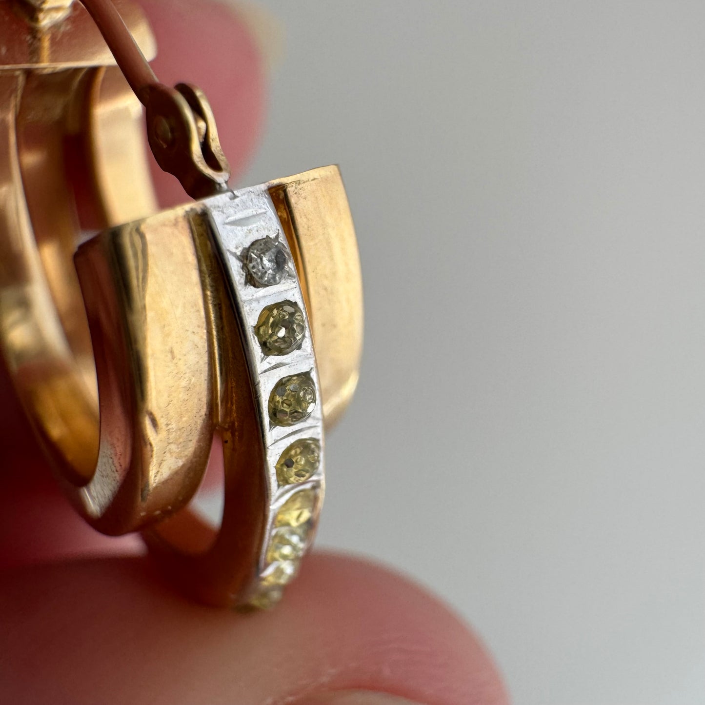 V I N T A G E // I see three / 14k yellow gold triple hoop with rough cut diamonds / hoop earrings