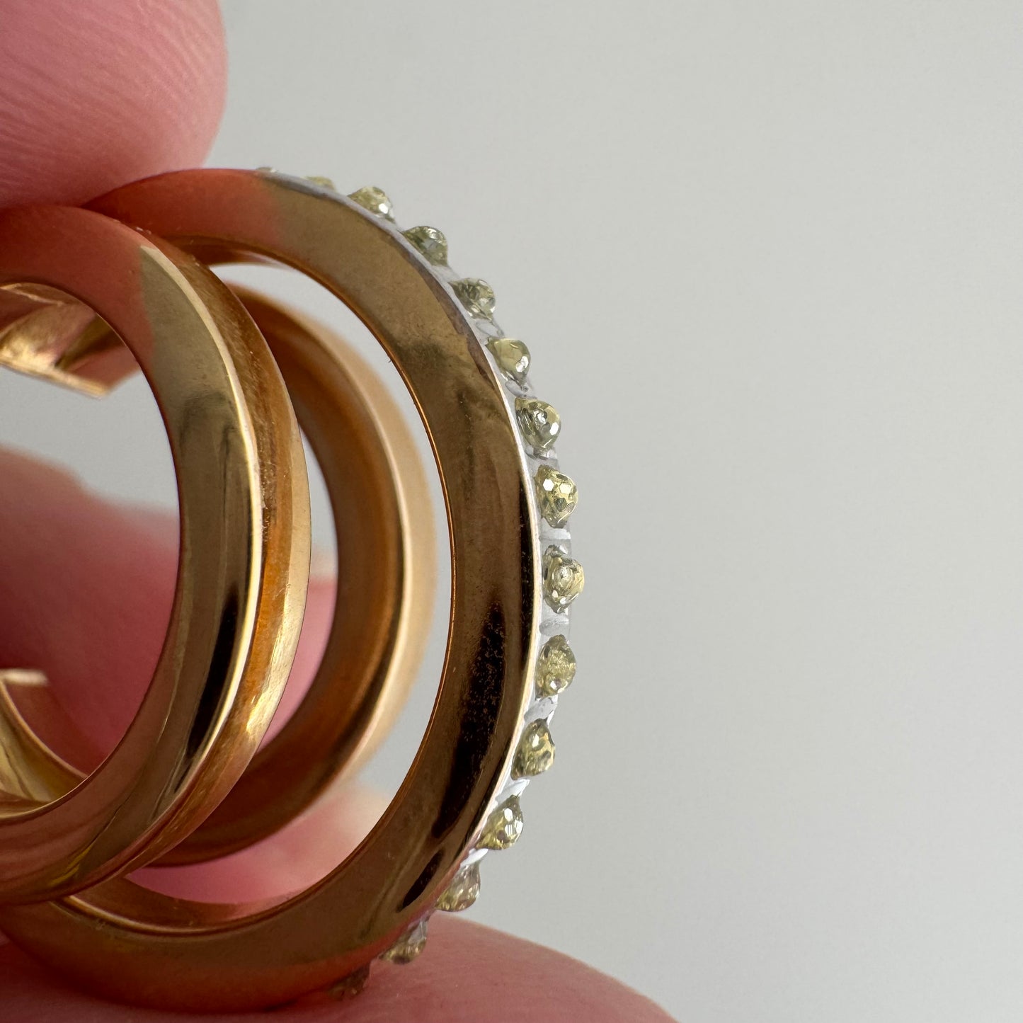 V I N T A G E // I see three / 14k yellow gold triple hoop with rough cut diamonds / hoop earrings