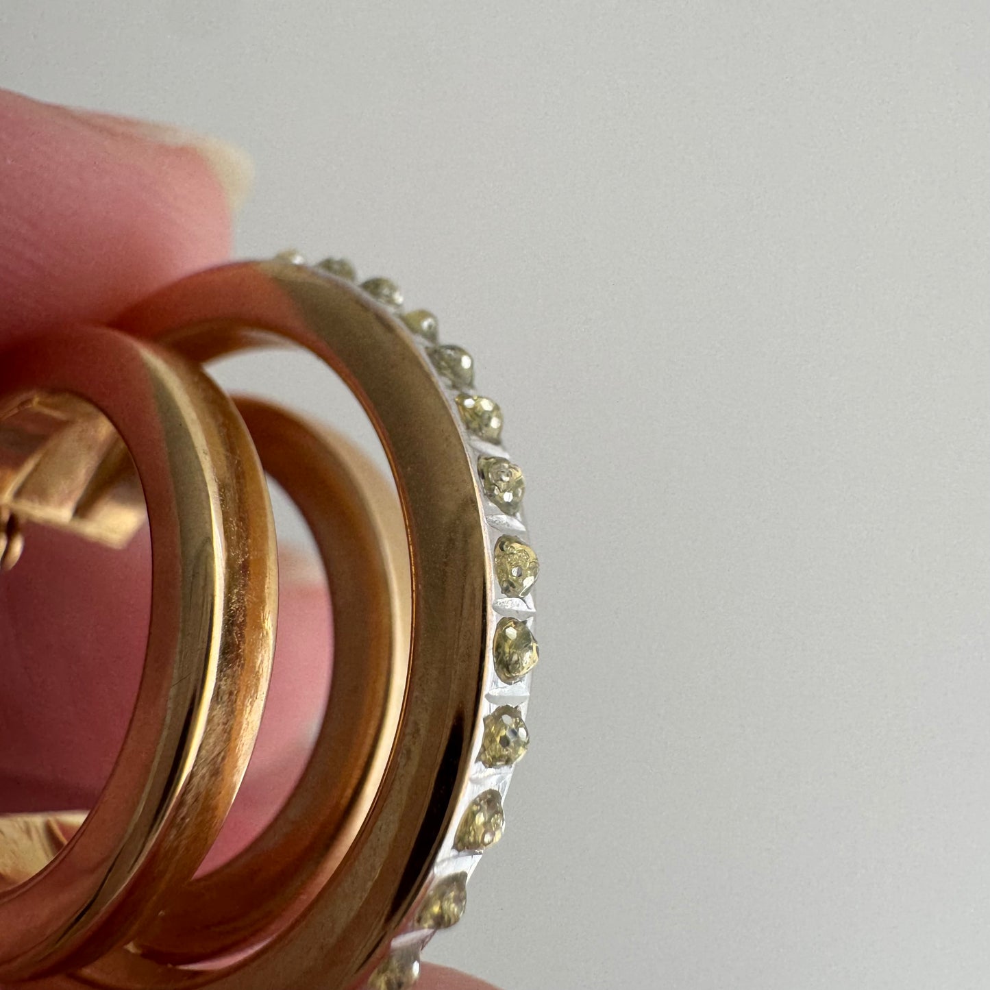 V I N T A G E // I see three / 14k yellow gold triple hoop with rough cut diamonds / hoop earrings