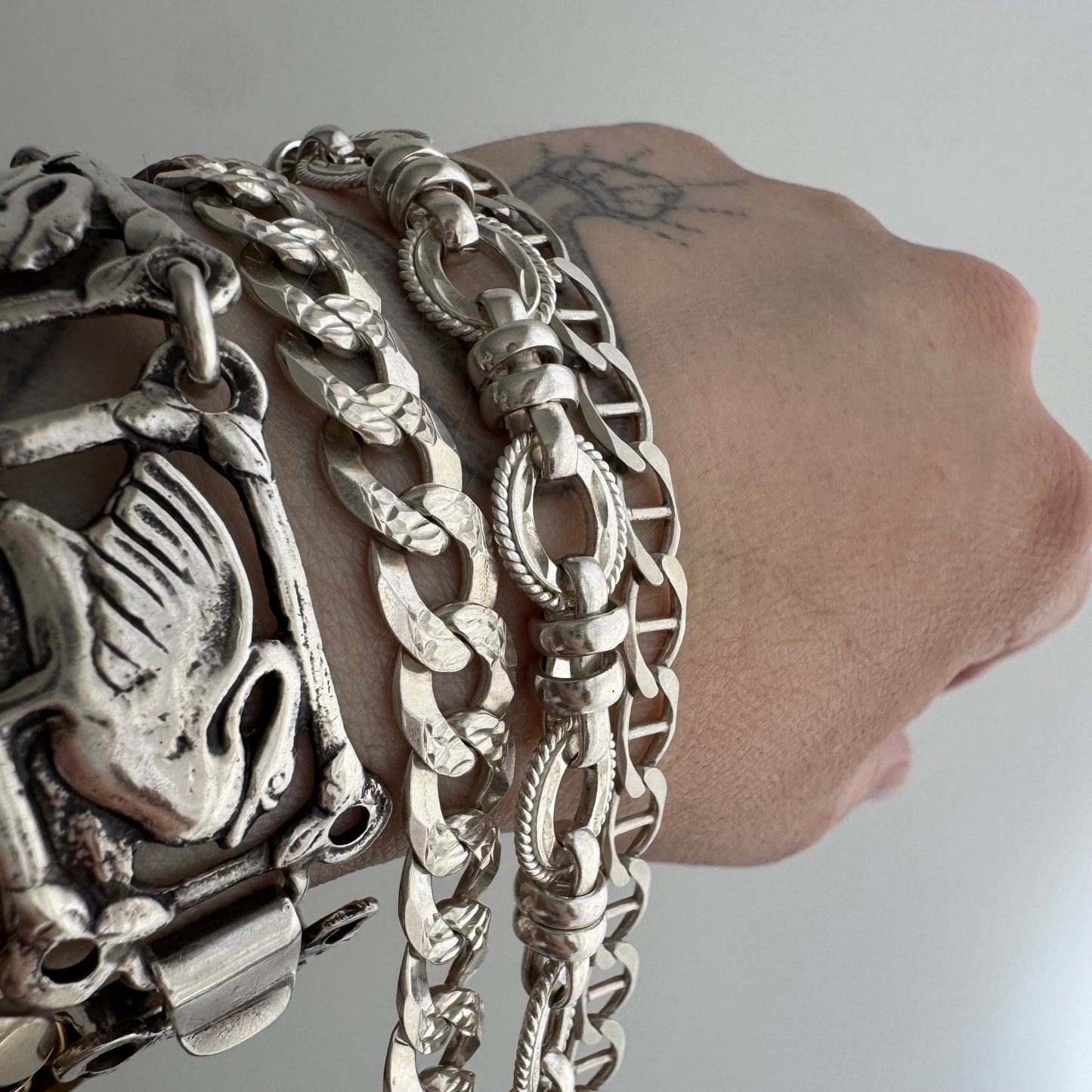 V I N T A G E // slinky links / sterling silver double sided flat wide curb chain bracelet / 8", 14.6g