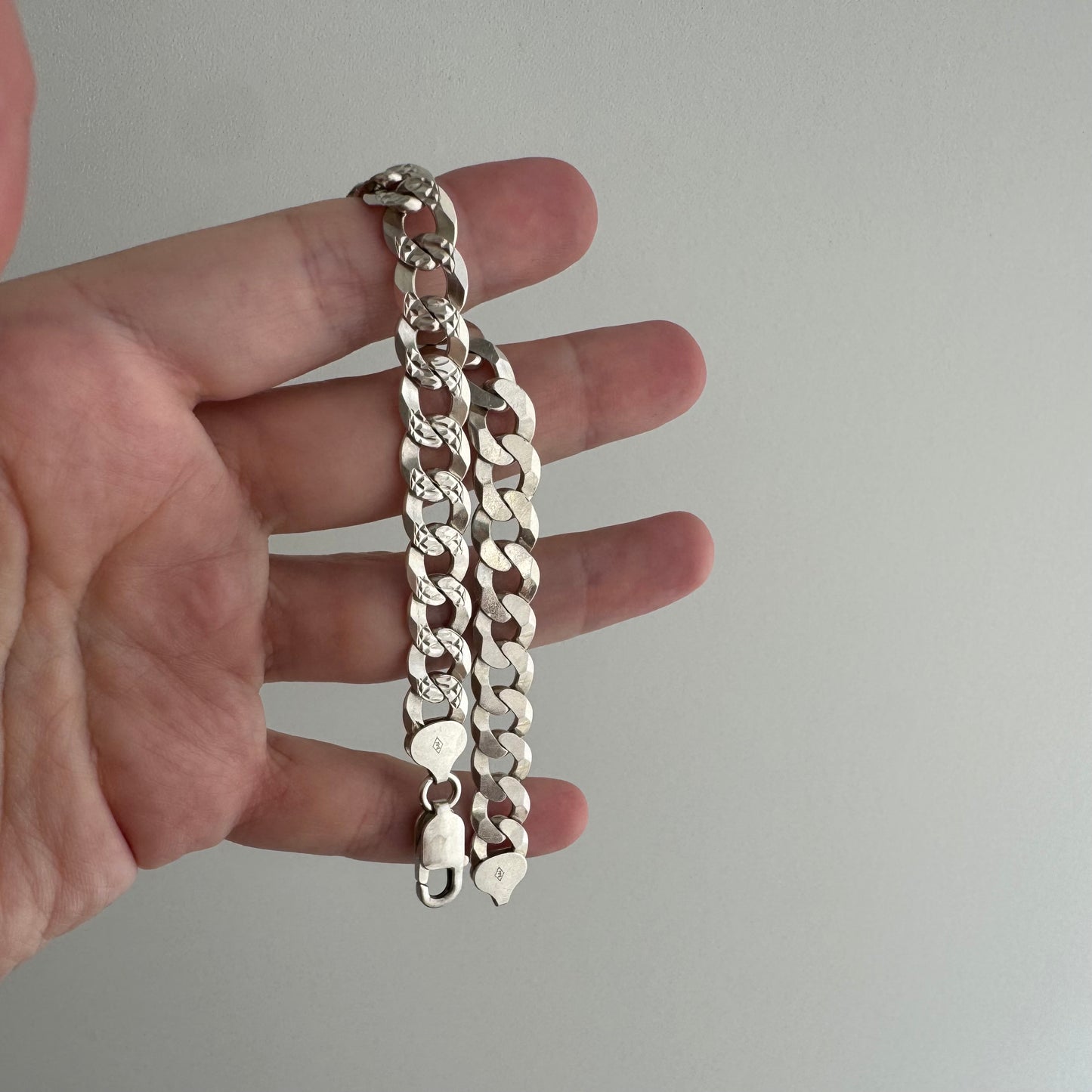 V I N T A G E // slinky links / sterling silver double sided flat wide curb chain bracelet / 8", 14.6g