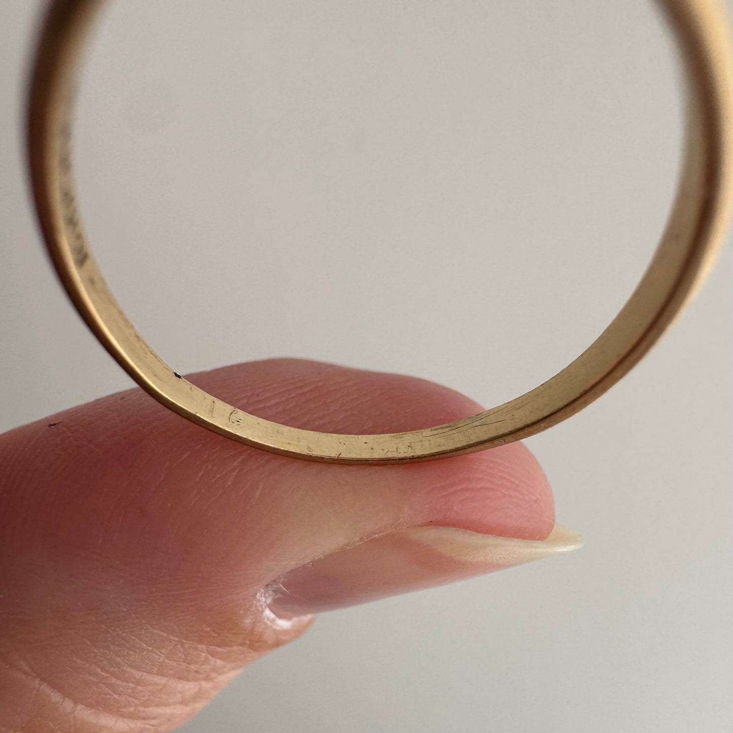V I N T A G E // all lined up / 10k yellow gold and diamond half eternity band / size 7.5