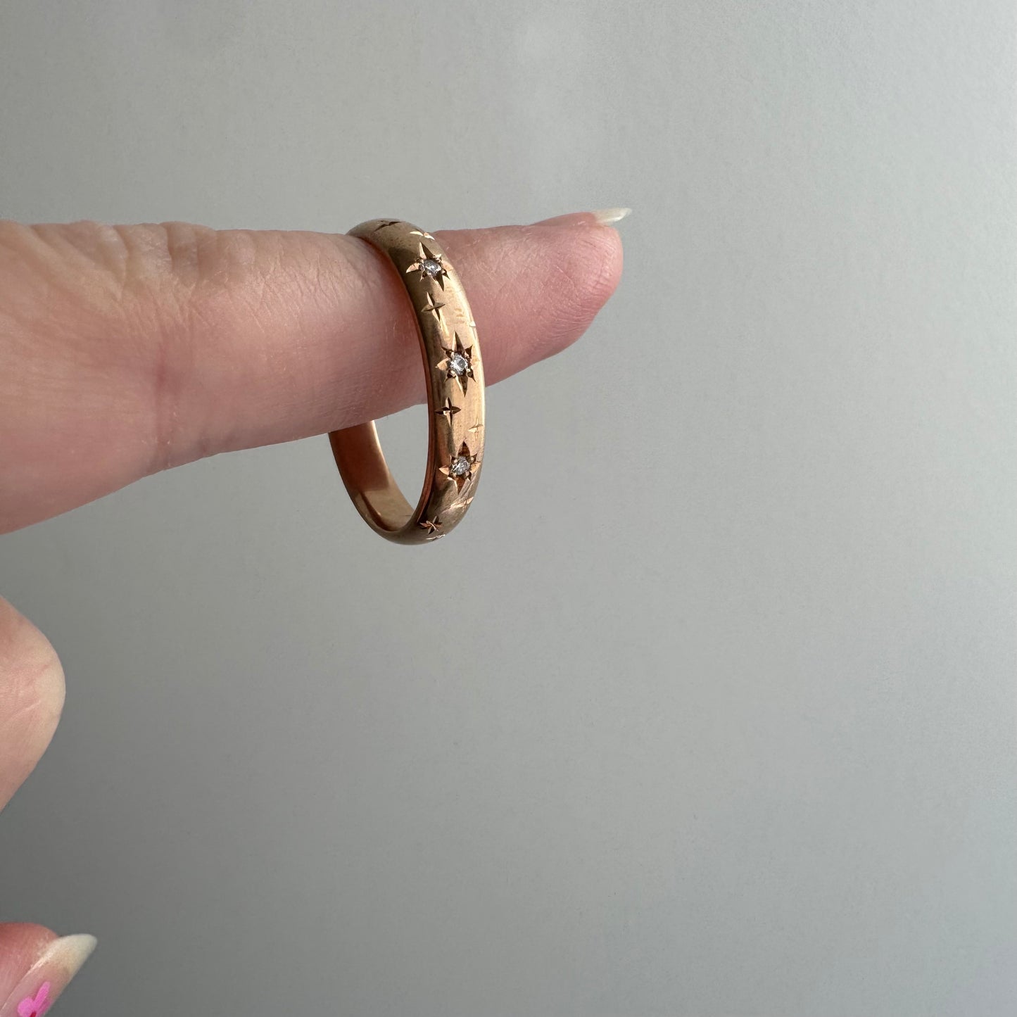 reimagined A N T I Q U E // star story / 14k donut band with three new star-set diamonds and engraved starbursts / size 10