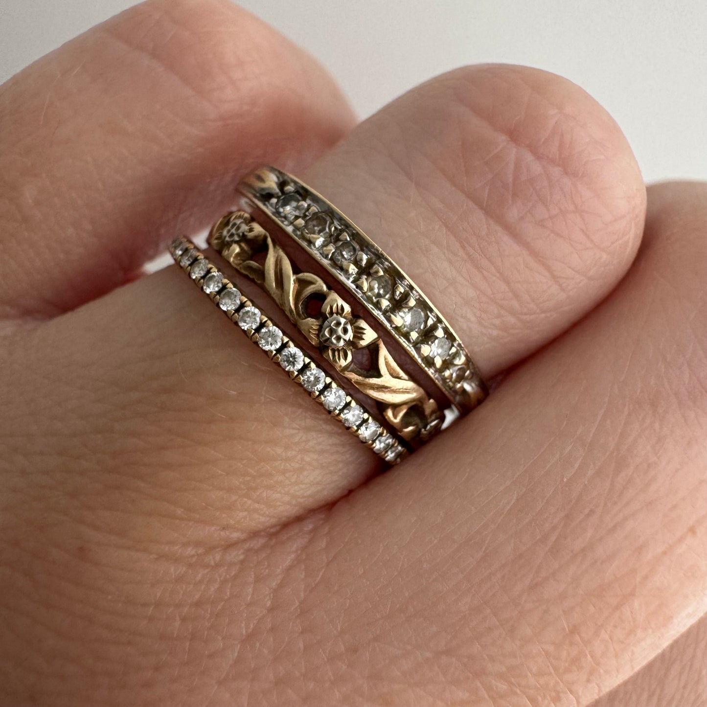 V I N T A G E // all lined up / 10k yellow gold and diamond half eternity band / size 7.5