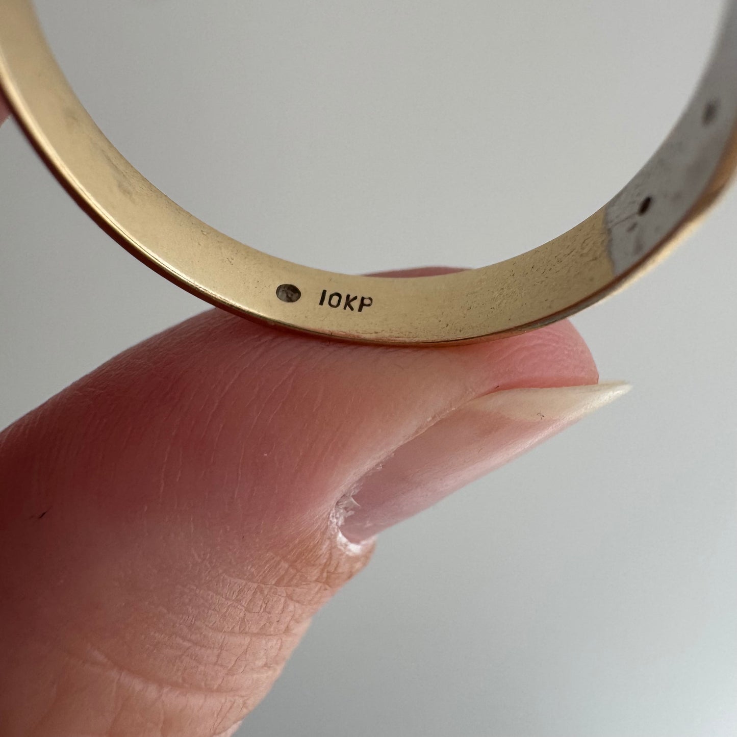 V I N T A G E // side eye trilogy / 10k and diamond trilogy band / size 10