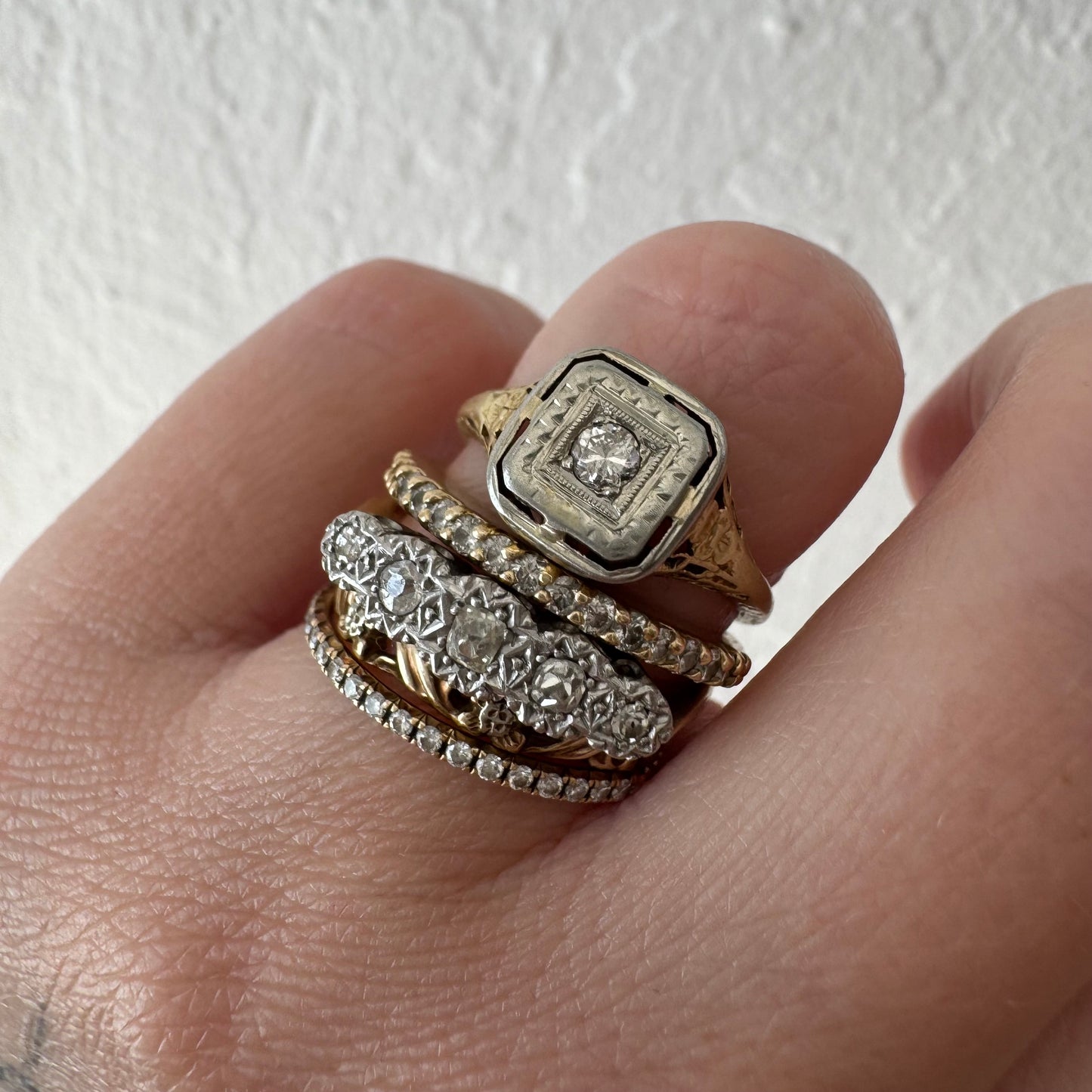 A N T I Q U E // floral geometry / 14k yellow and white gold late art deco diamond solitaire / size 4.5