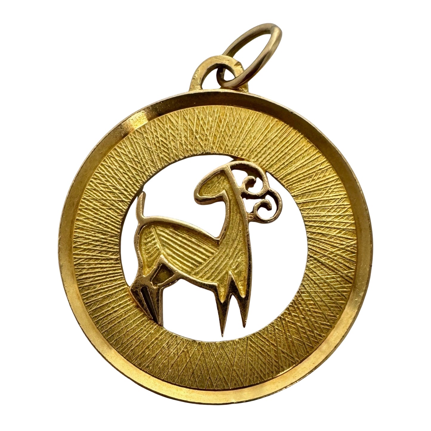 V I N T A G E // the ram / 18k yellow gold mid century Aries zodiac / a pendant