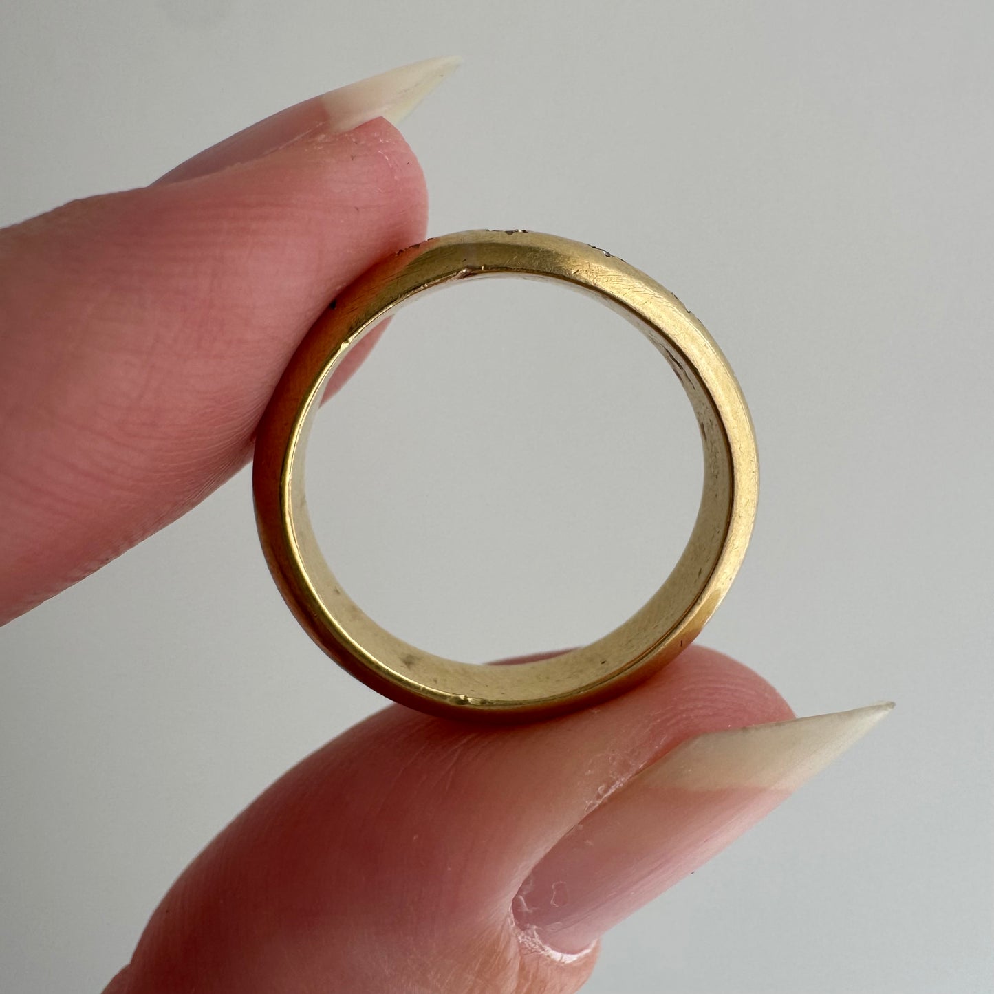 reimagined V I N T A G E // star story / 14k donut band with five new star-set diamonds / size 4