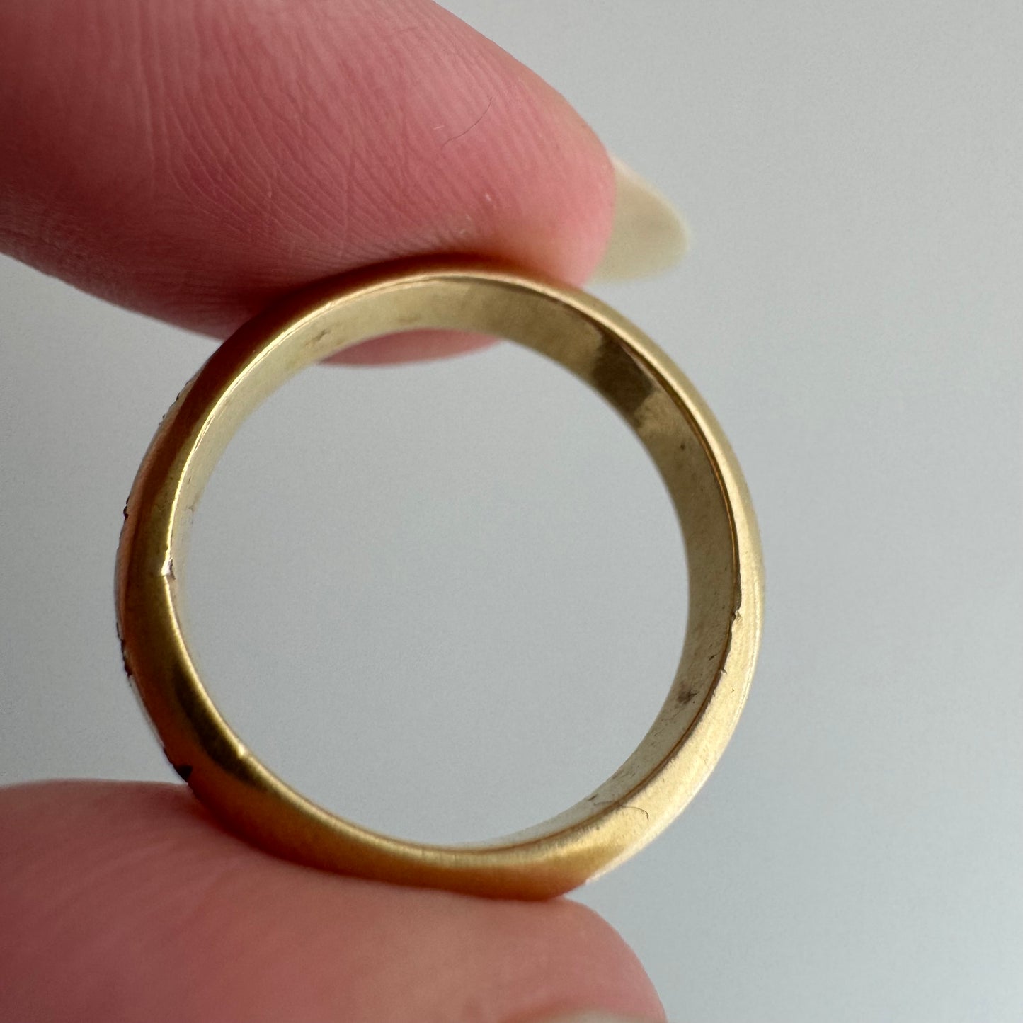 reimagined V I N T A G E // star story / 14k donut band with five new star-set diamonds / size 4