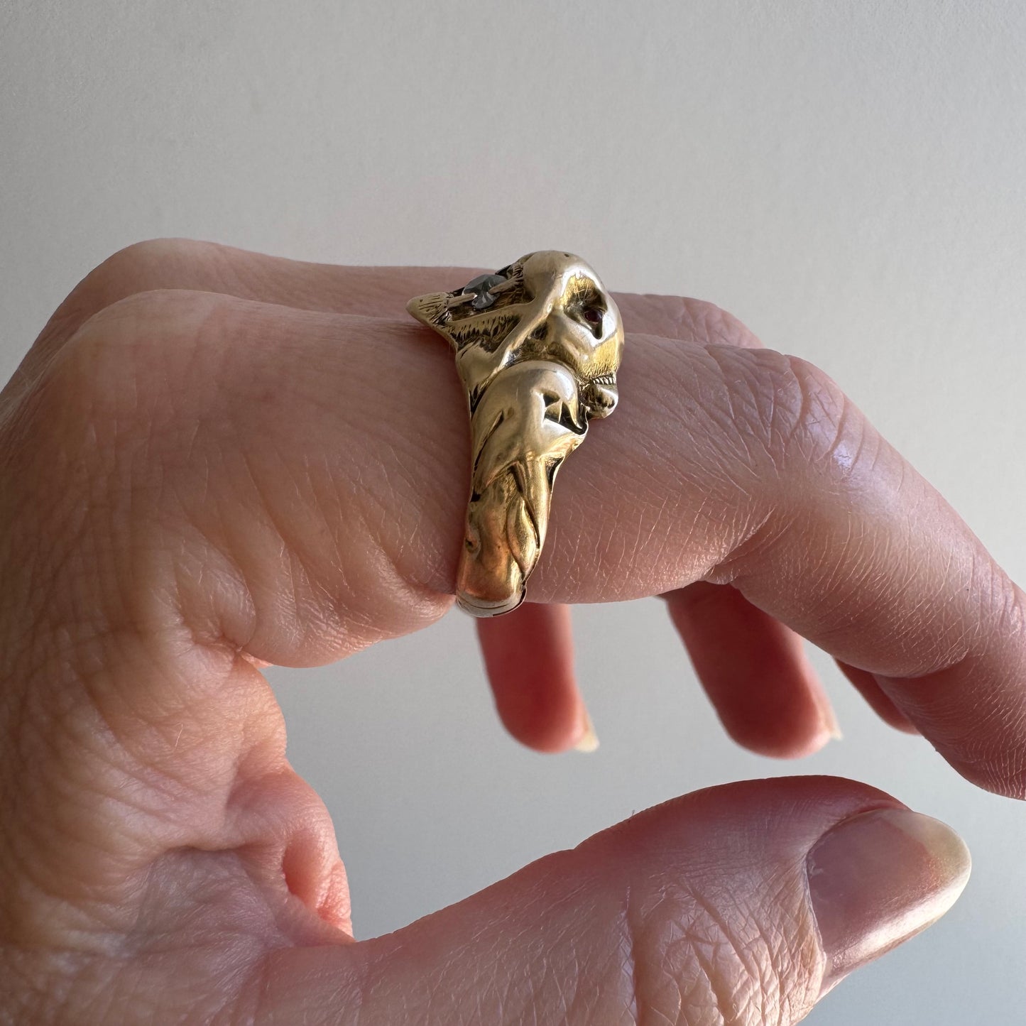 A N T I Q U E // nouveau lioness / 14k diamond and red stone art nouveau lioness ring / size 7.75+