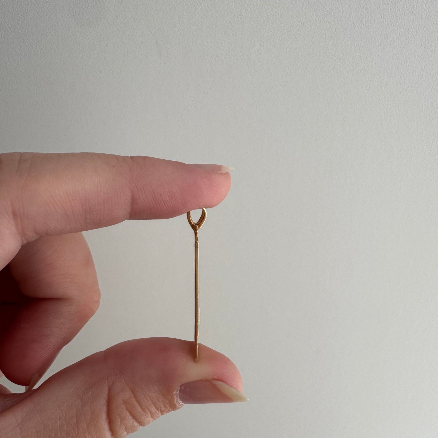 V I N T A G E // queen of hearts / 14k yellow gold playing card cut out / a pendant