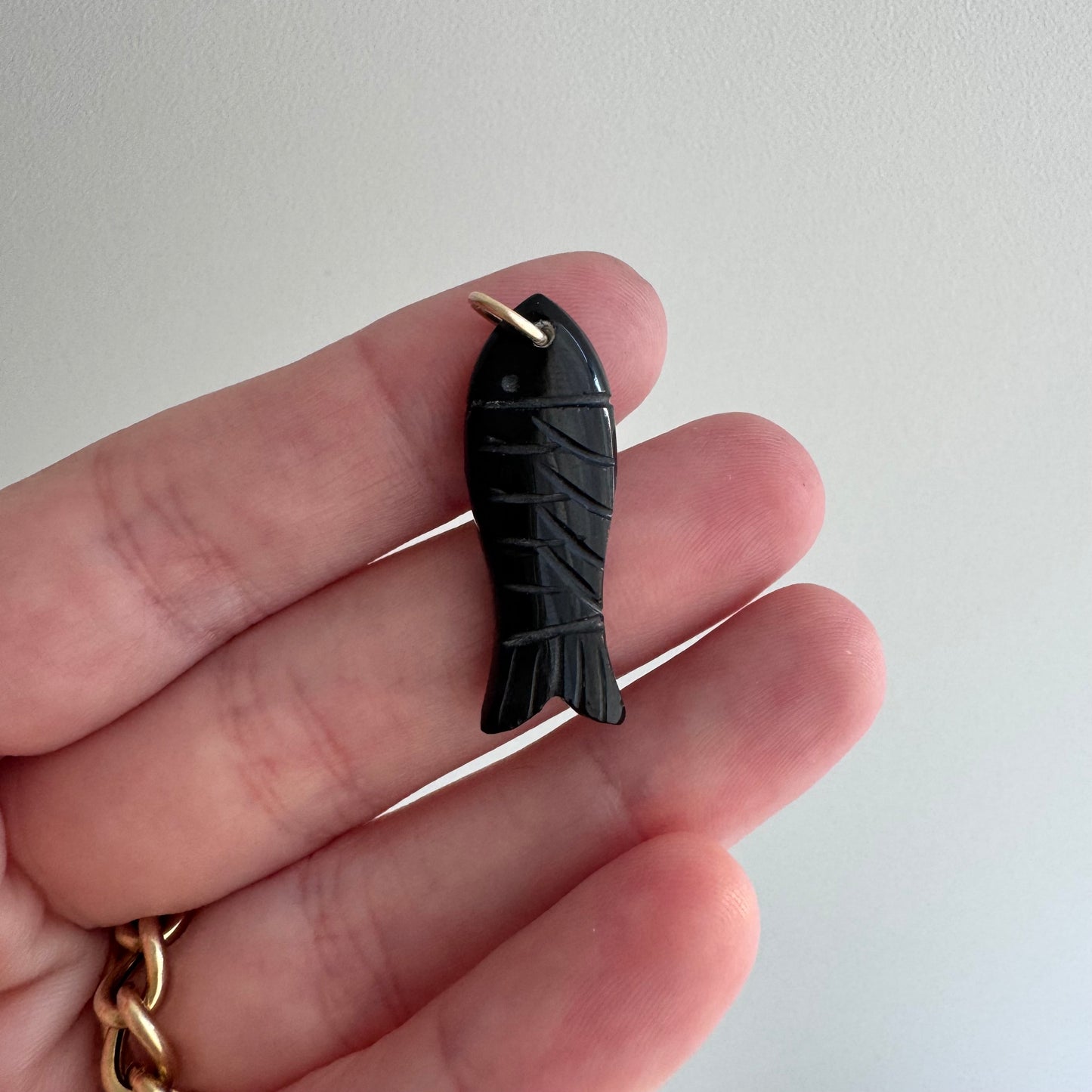 V I N T A G E // sweetest fish / carved onyx fish with 10k bail / a pendant