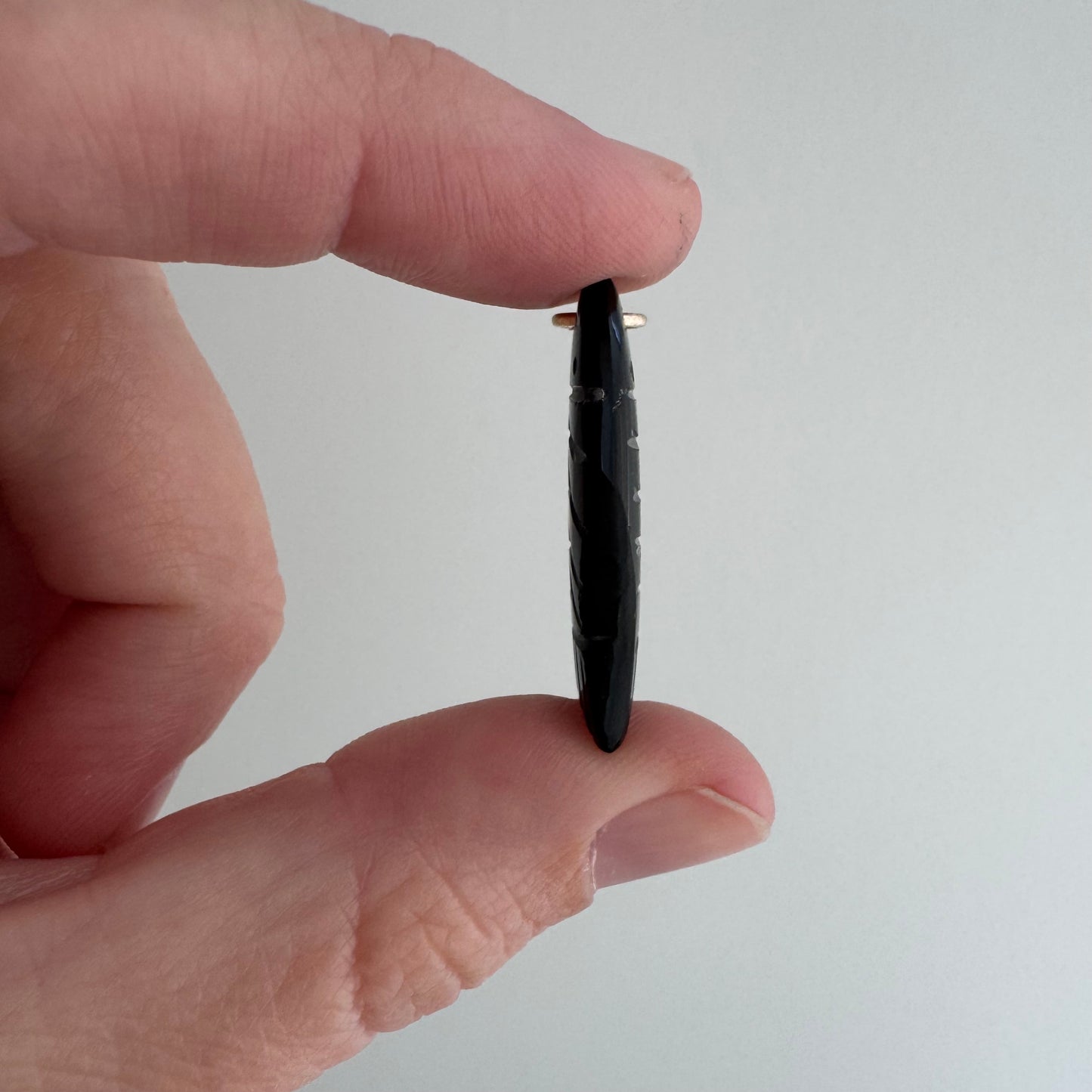 V I N T A G E // sweetest fish / carved onyx fish with 10k bail / a pendant