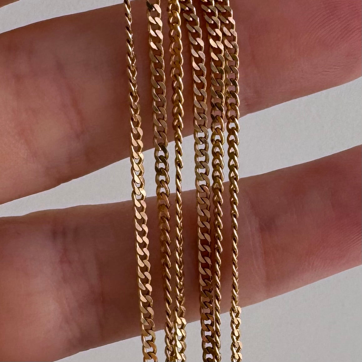 V I N T A G E // perfect curb / 14k yellow gold flat curb chain / 20", 3.3g