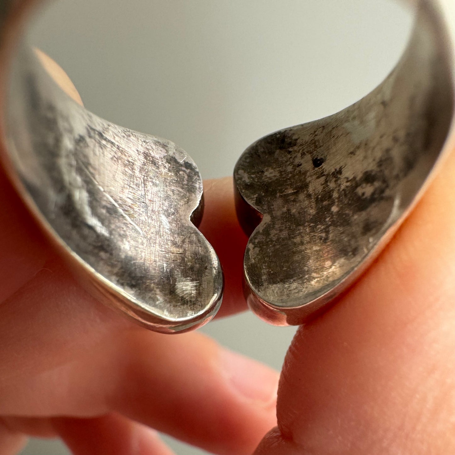 V I N T A G E // more love / sterling silver chunky heart ring / size 7