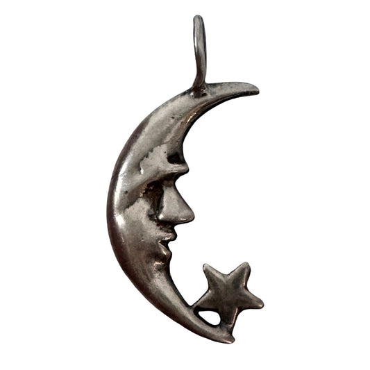 V I N T A G E // moon mood / sterling silver crescent moon face and star / a pendant